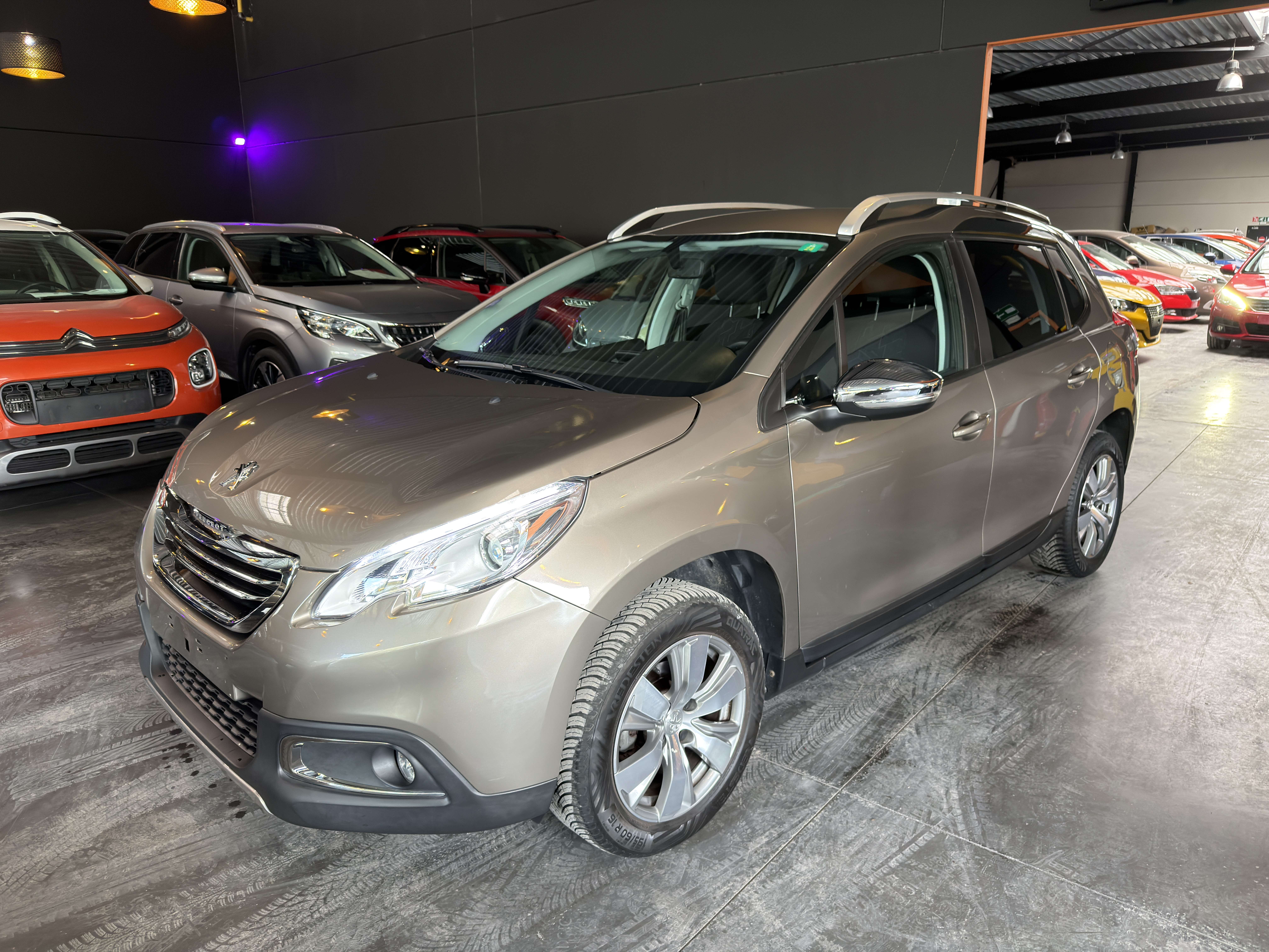 Peugeot 2008 2008 1.2i  Allure S