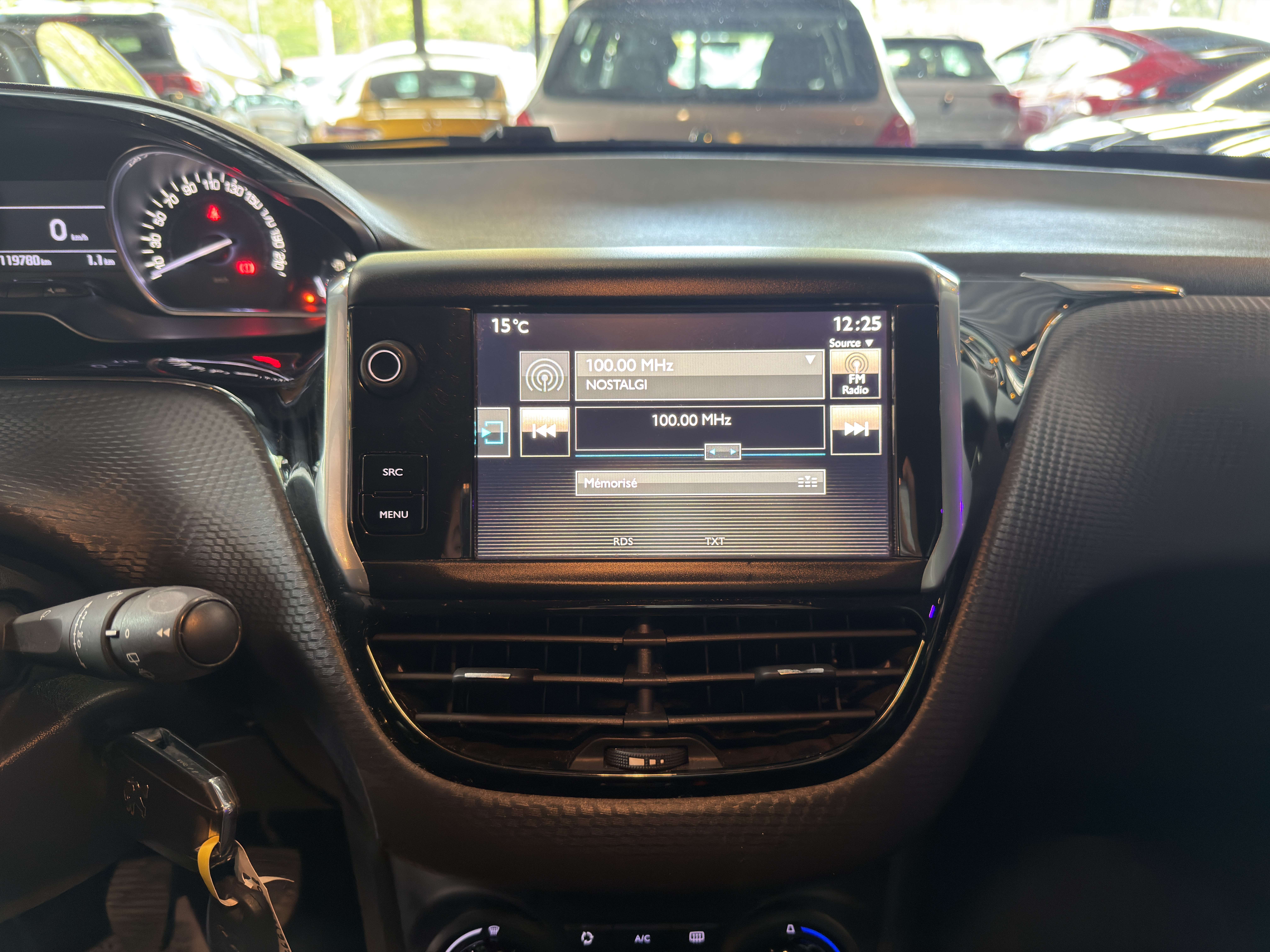 Peugeot 2008 2008 1.2i  Allure S