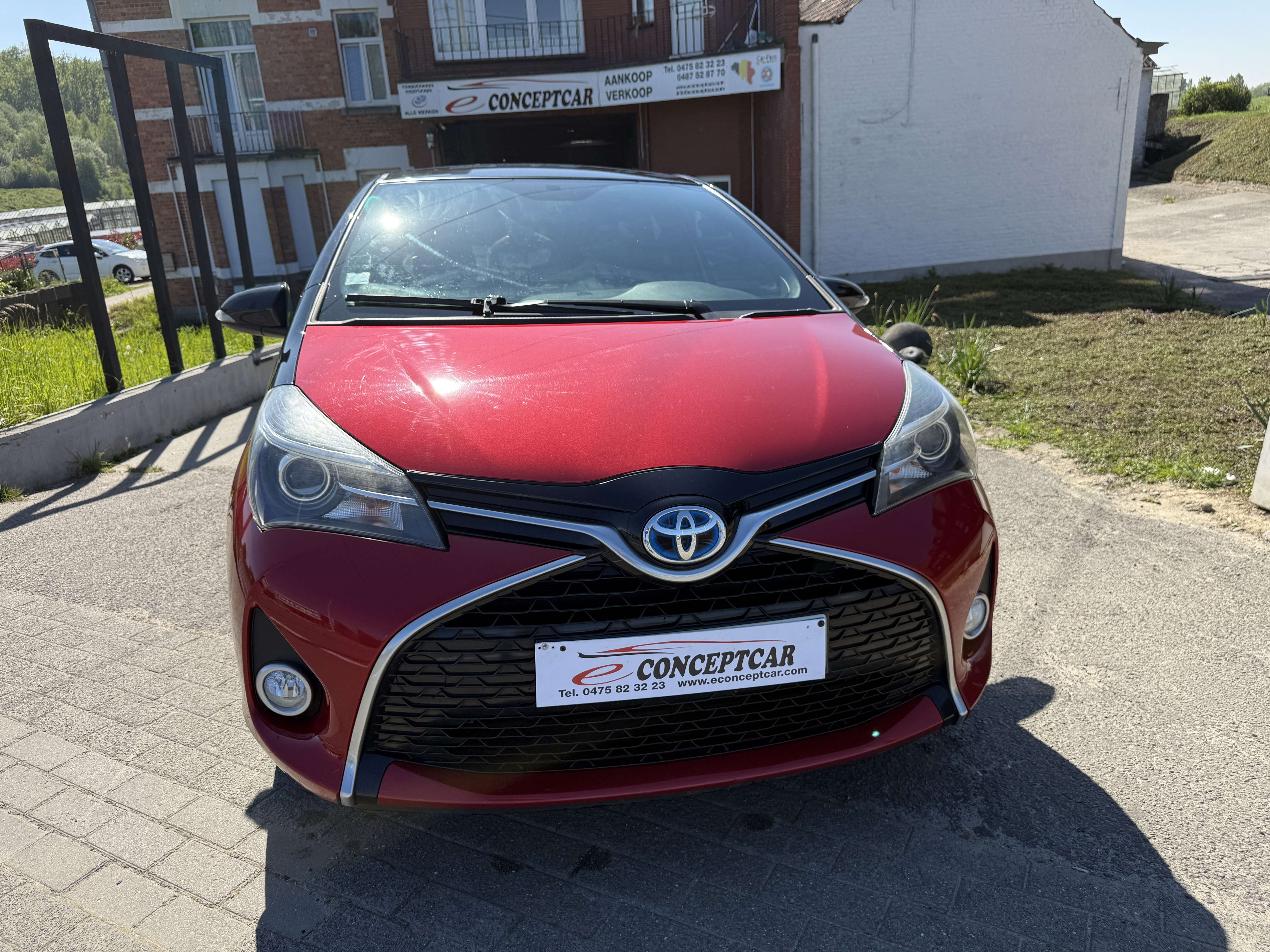 Toyota Yaris 1,5 HYBRIDE VVT-IE LOUNGE