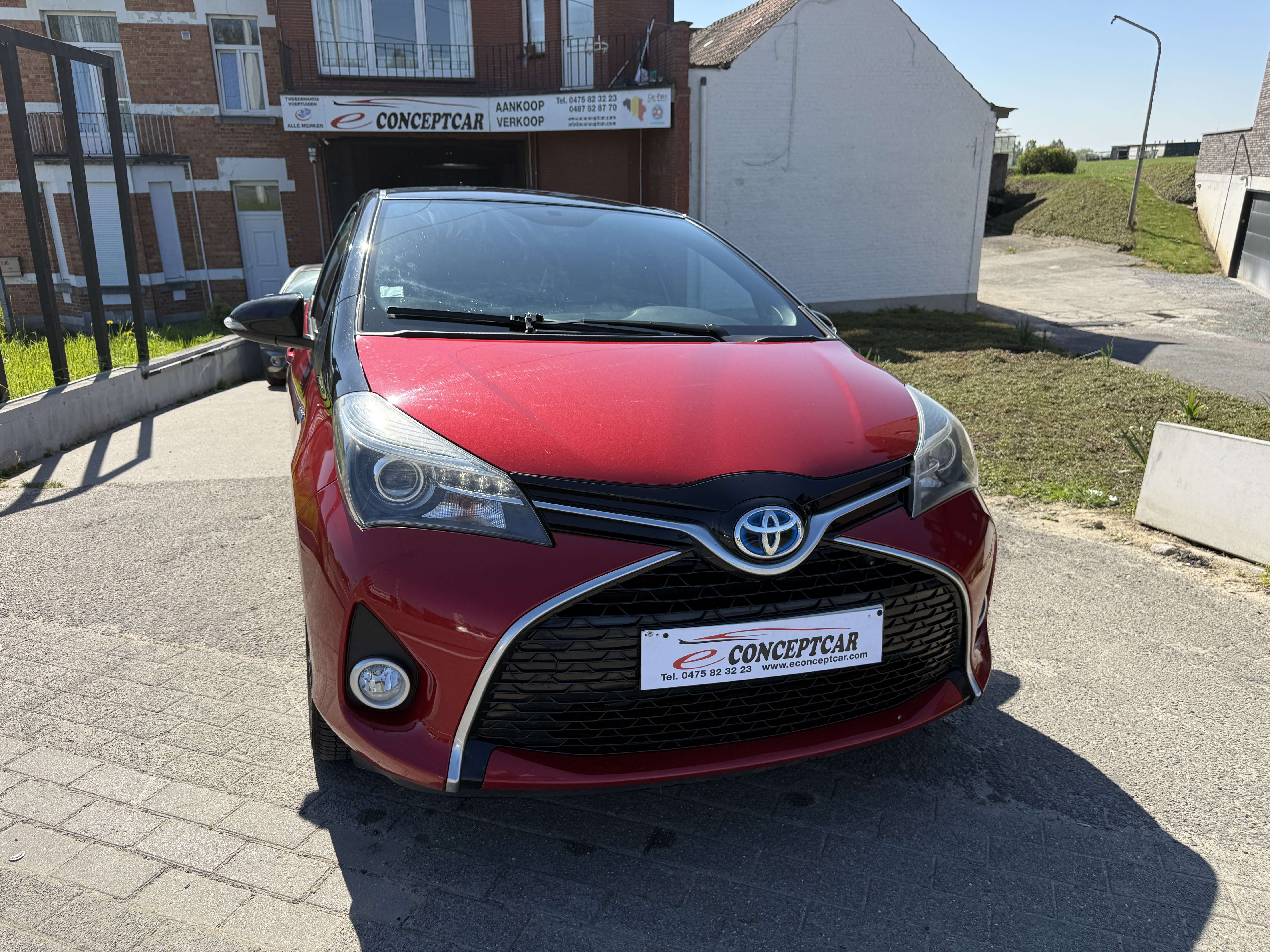 Toyota Yaris 1,5 HYBRIDE VVT-IE LOUNGE