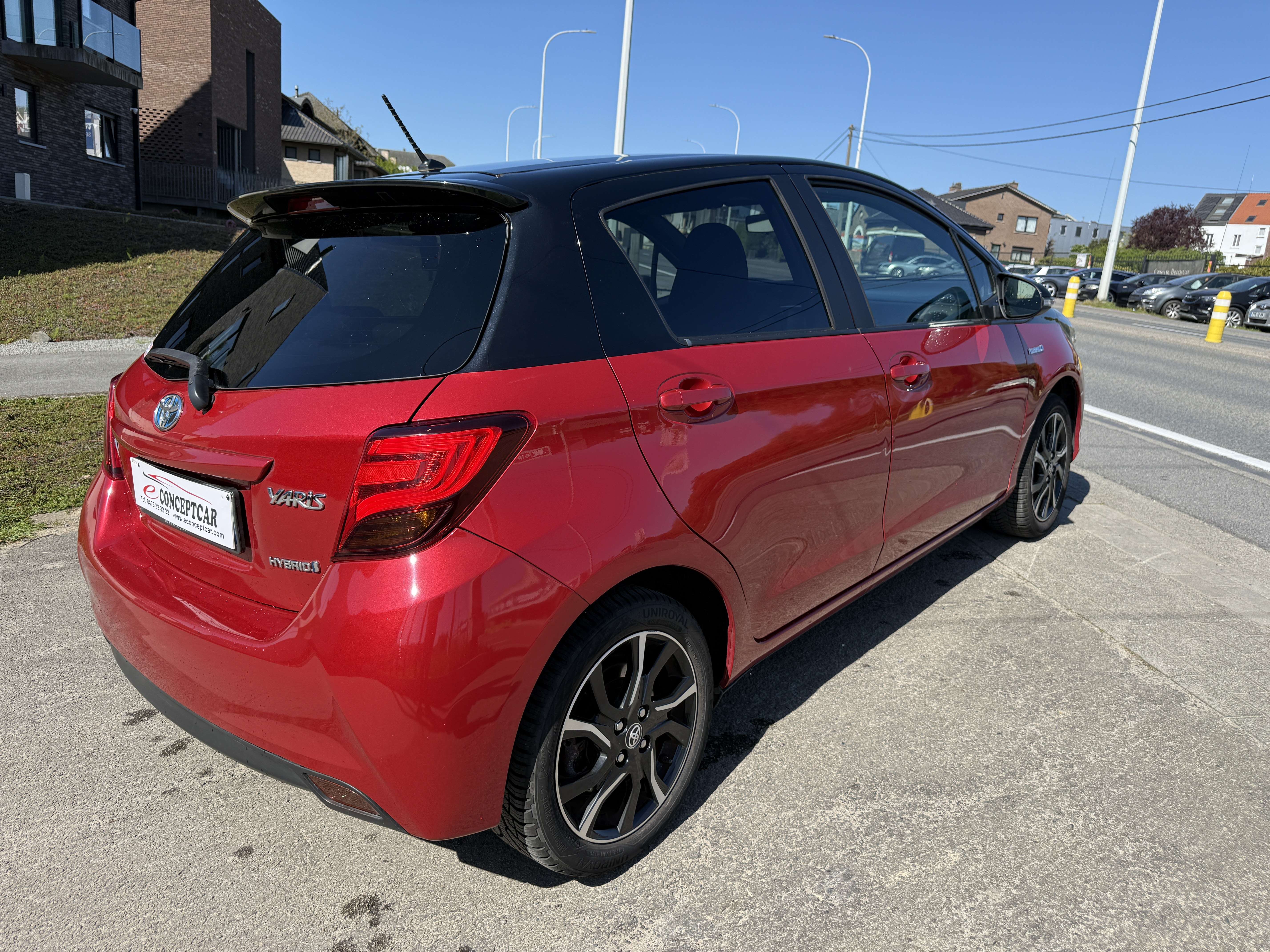 Toyota Yaris 1,5 HYBRIDE VVT-IE LOUNGE