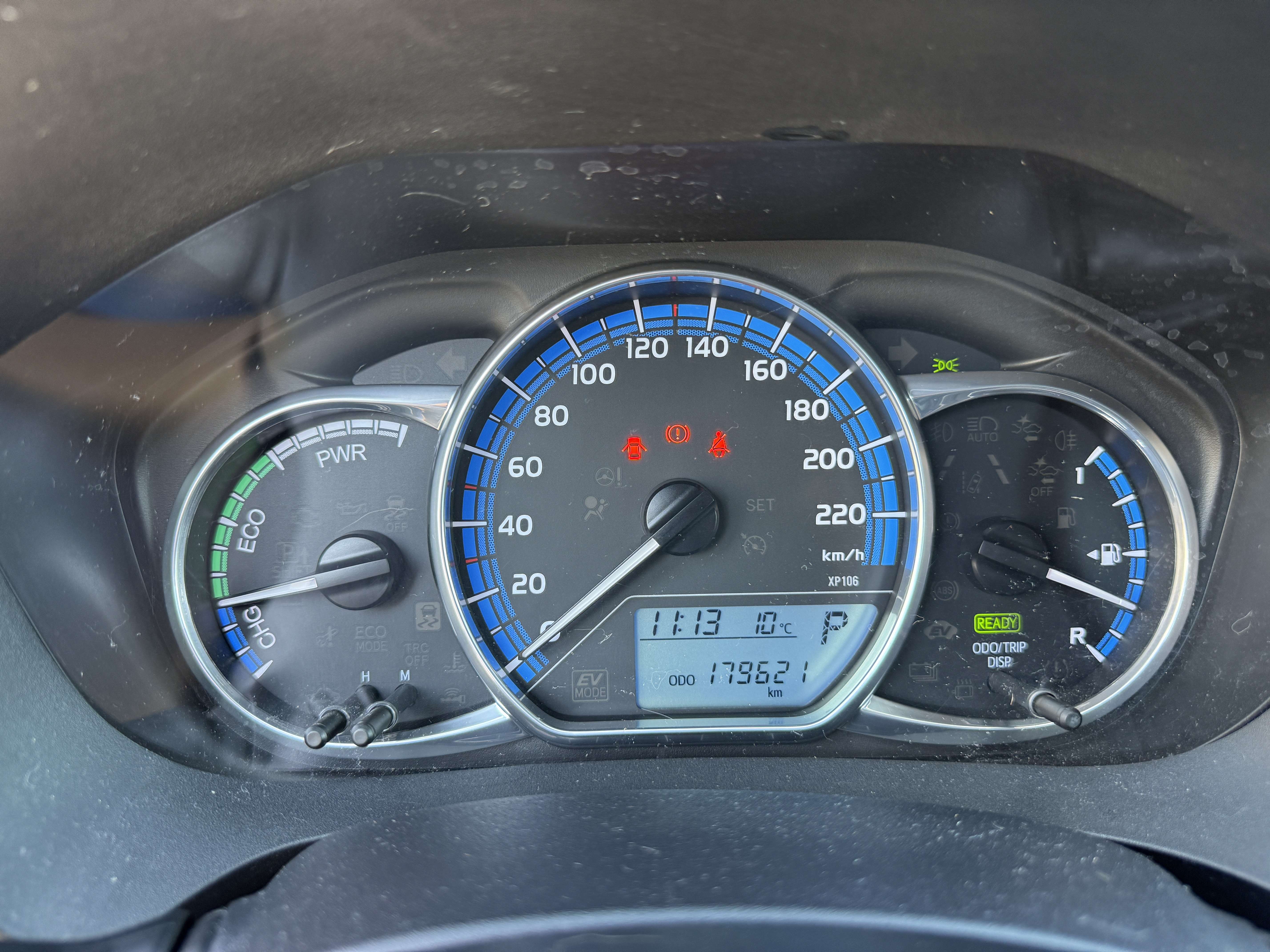 Toyota Yaris 1,5 HYBRIDE VVT-IE LOUNGE
