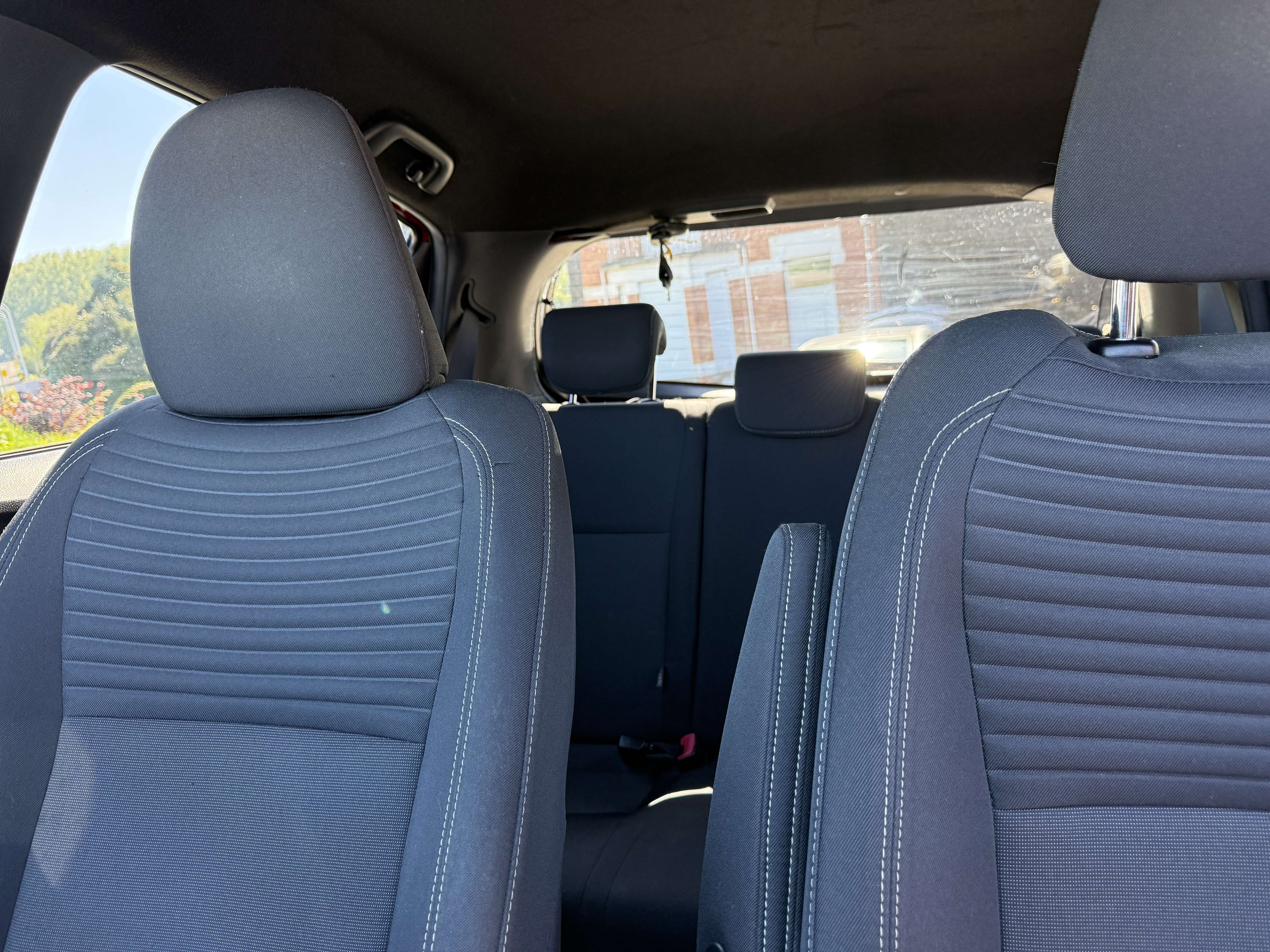 Toyota Yaris 1,5 HYBRIDE VVT-IE LOUNGE