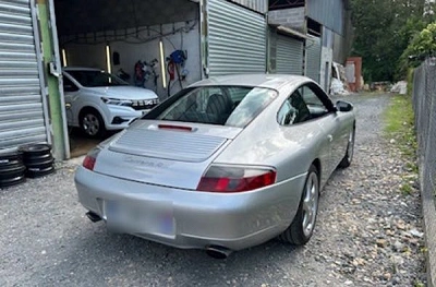 Porsche 996 Carrera 4