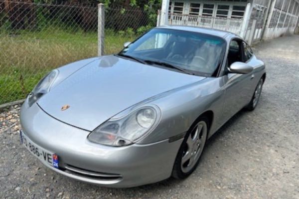 Porsche 996 Carrera 4