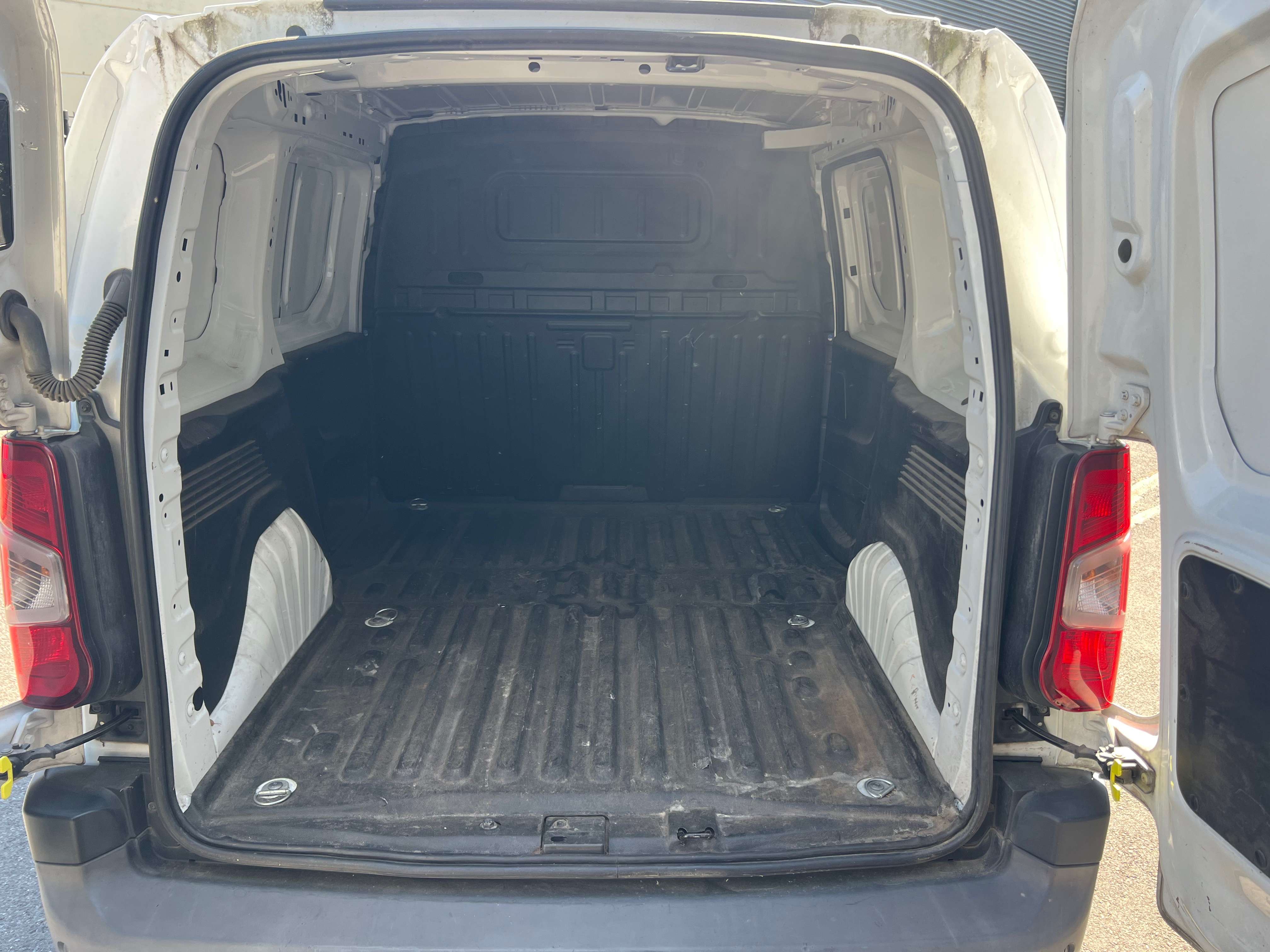 Citroen Berlingo 1.5 BlueHDi * Lichte Vracht * Airco * Navi * GEEN