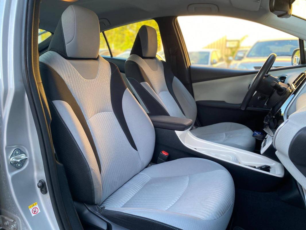 Toyota Prius IV 122h Dynamic Business