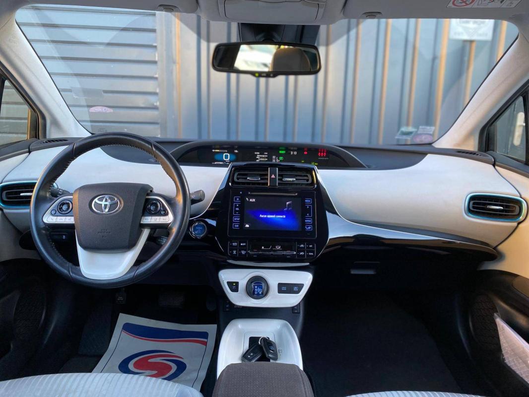 Toyota Prius IV 122h Dynamic Business