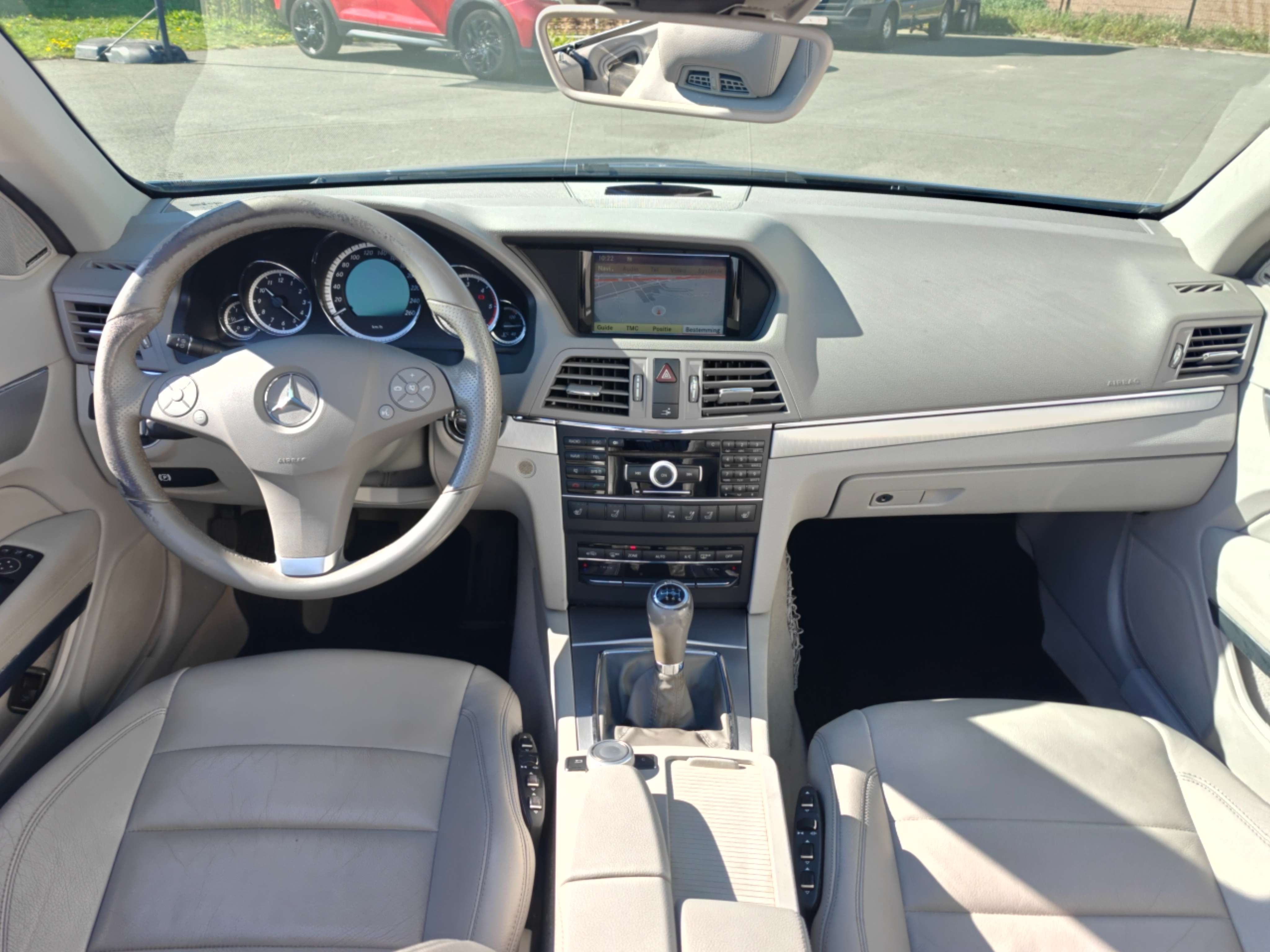 Mercedes-Benz E 220 CABRIOLET E 220 CDI BE Avantgarde EURO 5 - GPS/LEER/AIRCO/CRUISE - SHOWROOMSTAAT!