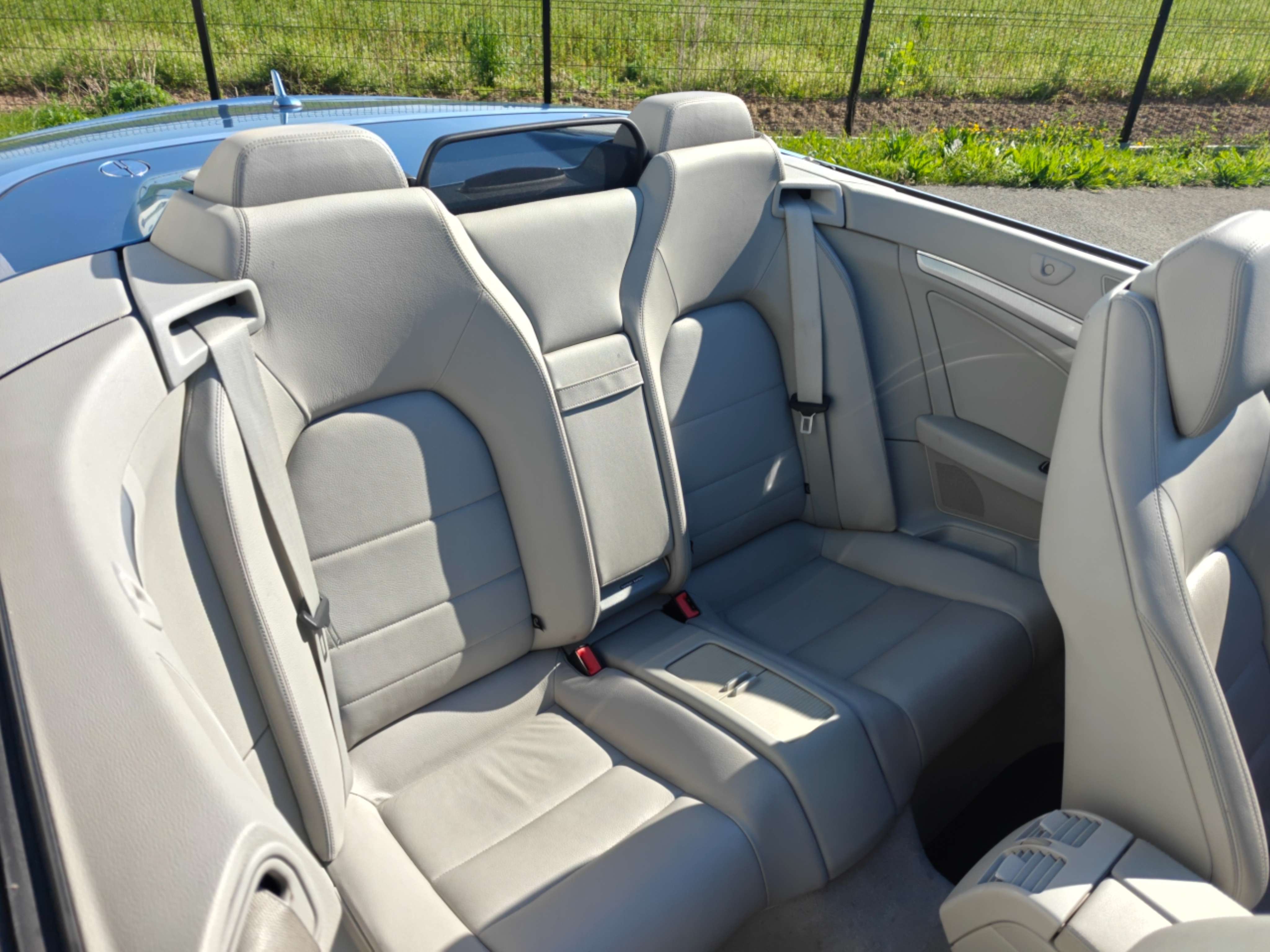 Mercedes-Benz E 220 CABRIOLET E 220 CDI BE Avantgarde EURO 5 - GPS/LEER/AIRCO/CRUISE - SHOWROOMSTAAT!