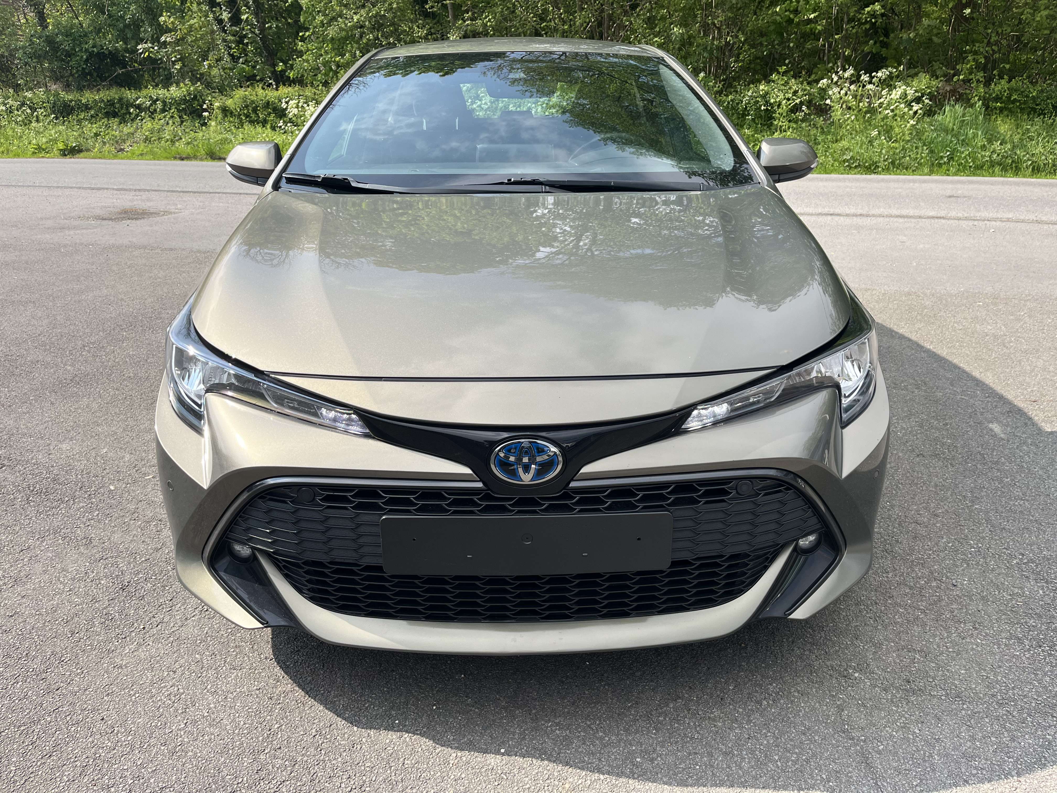 Toyota Corolla 1.8 HYBRID-14.793€+btw+tva-garantie