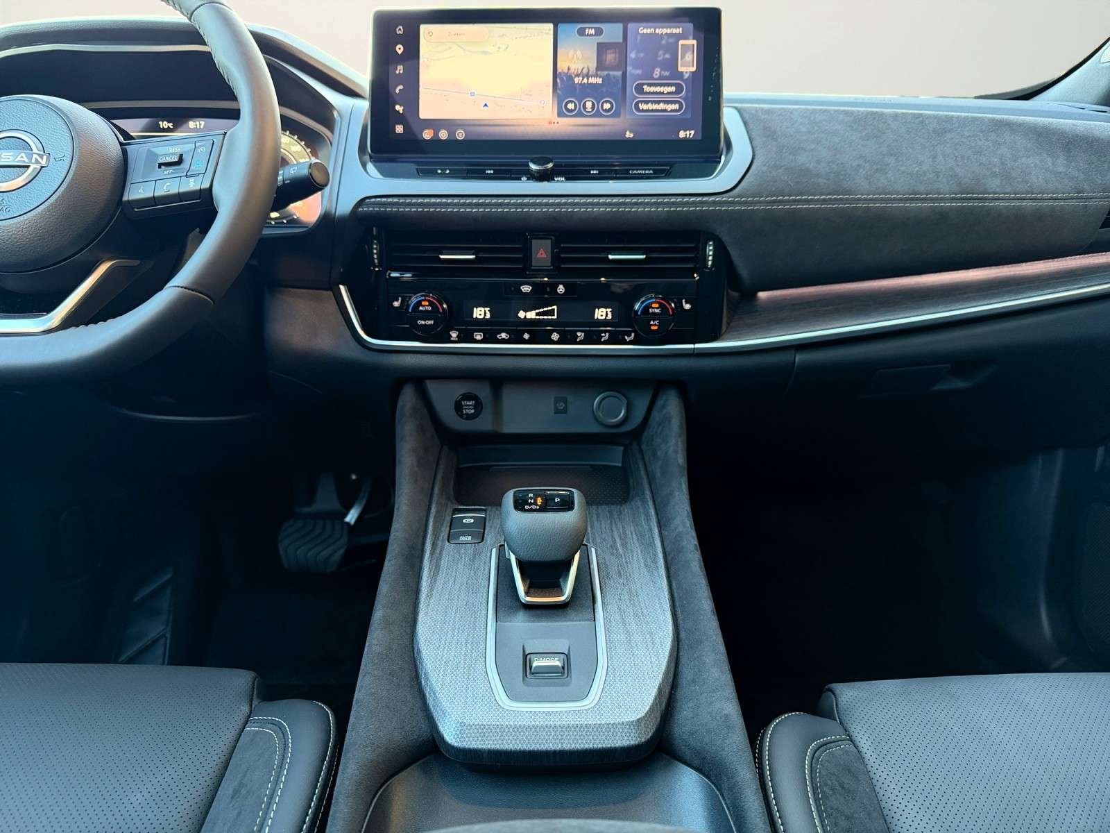 Nissan Qashqai 1.3DIG-T*MHEV*TeknaPlus*Xtronic*Massage*PanoRoof*Carplay*AndroidAuto*Garantie
