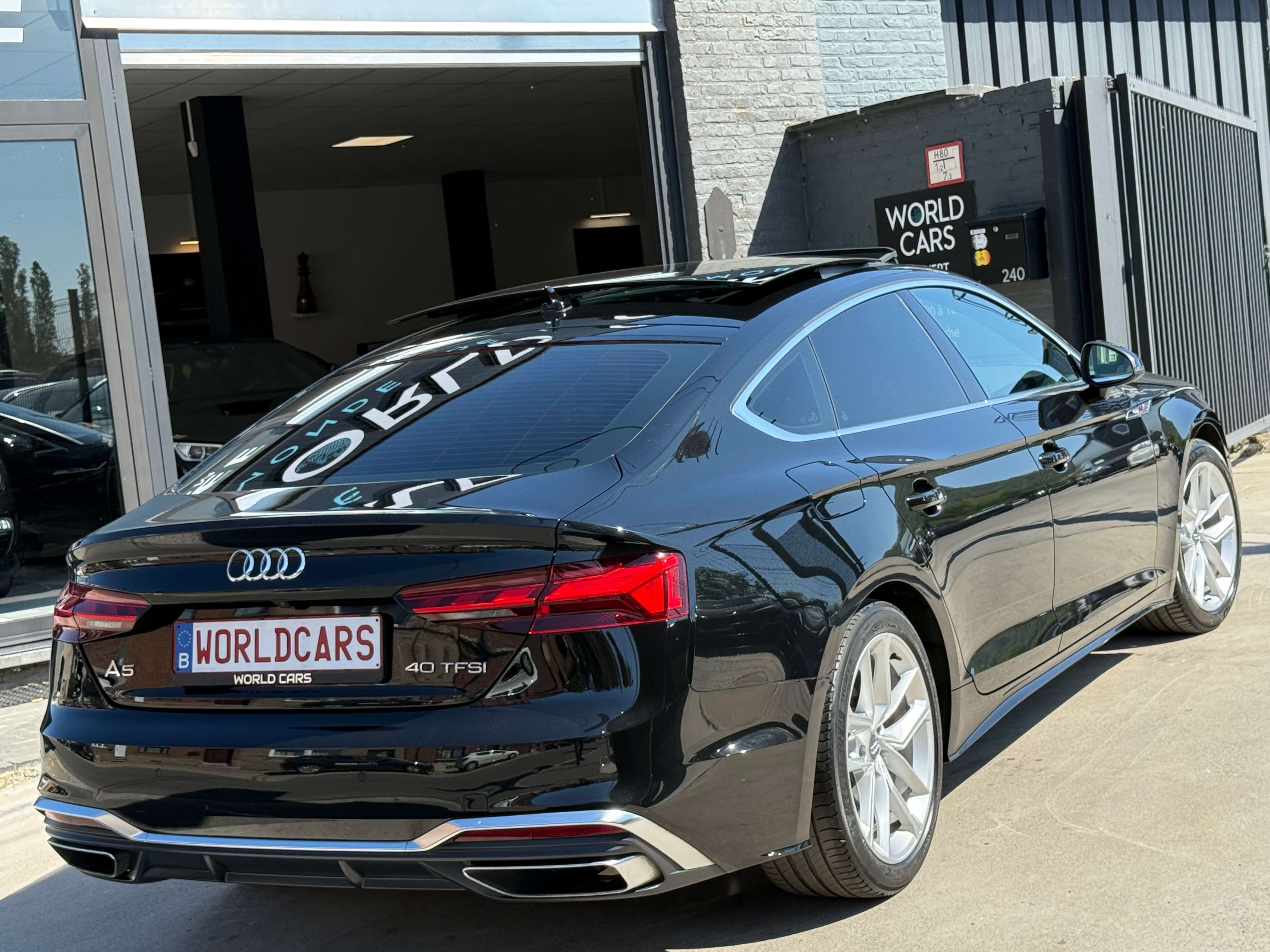 Audi A5 SPORTBACK 40 TFSI S LINE S-TRONIC - COCKPIT - TOIT PANO - DISTRO - CAMERA - ANGLES MORTS - LINE ASSIST - FULL OPTIONS