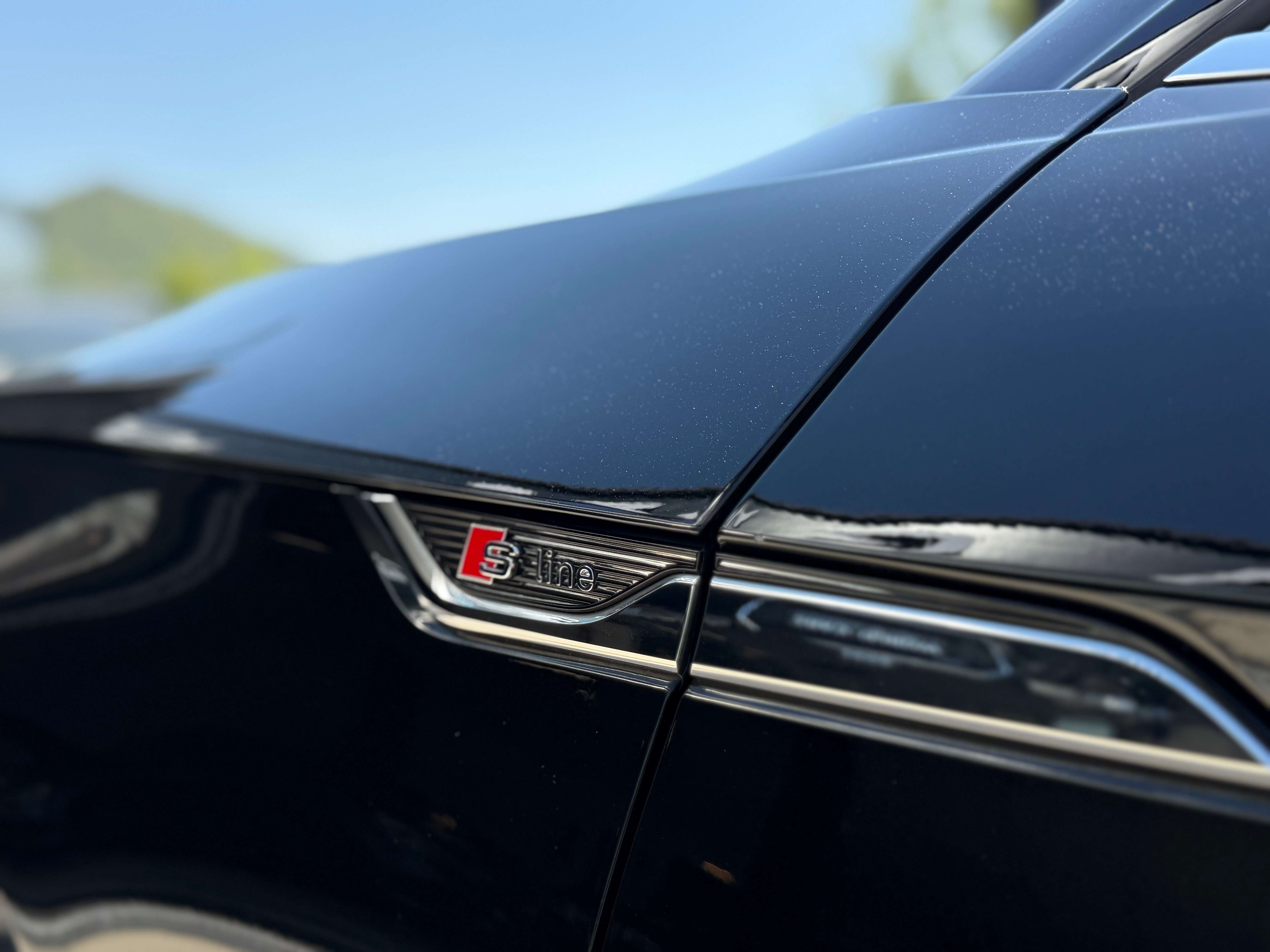 Audi A5 SPORTBACK 40 TFSI S LINE S-TRONIC - COCKPIT - TOIT PANO - DISTRO - CAMERA - ANGLES MORTS - LINE ASSIST - FULL OPTIONS