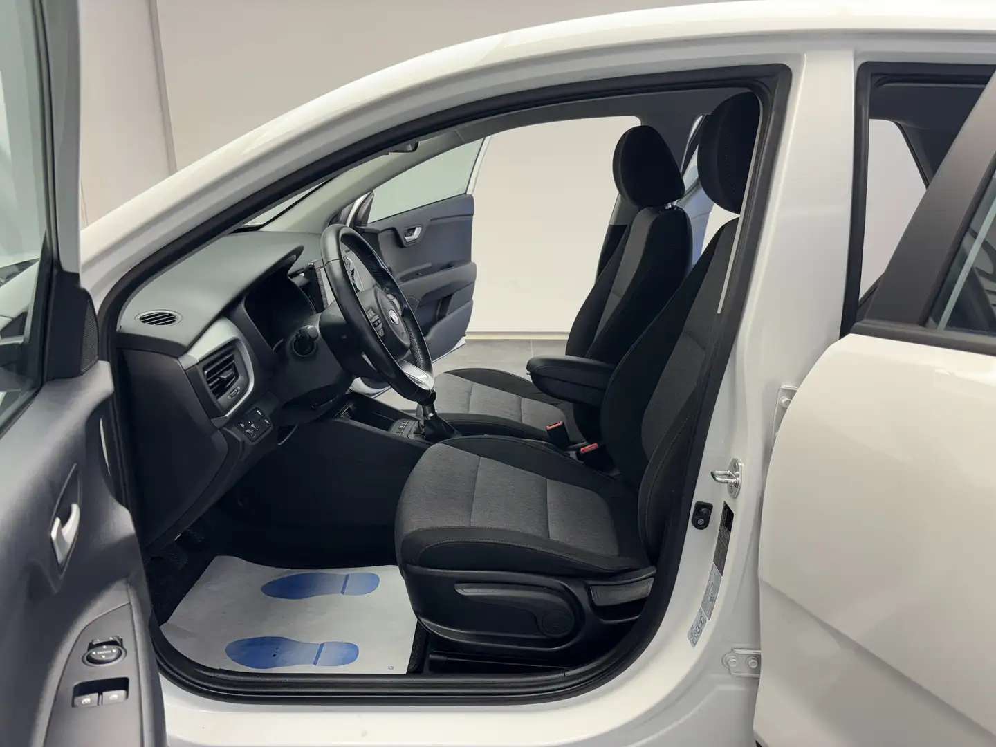 Kia Stonic 1.2i *CARPLAY*CAMERA*1ER PROPRIO*GARANTIE 12 MOIS*