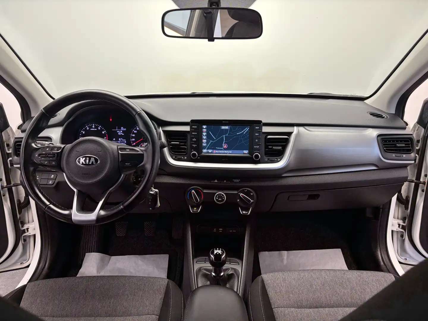 Kia Stonic 1.2i *CARPLAY*CAMERA*1ER PROPRIO*GARANTIE 12 MOIS*