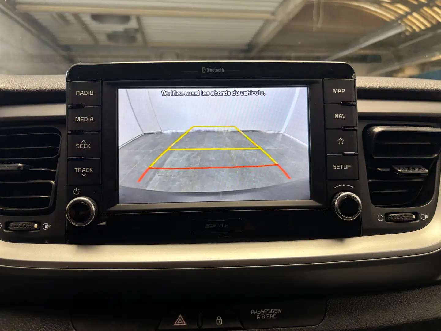 Kia Stonic 1.2i *CARPLAY*CAMERA*1ER PROPRIO*GARANTIE 12 MOIS*