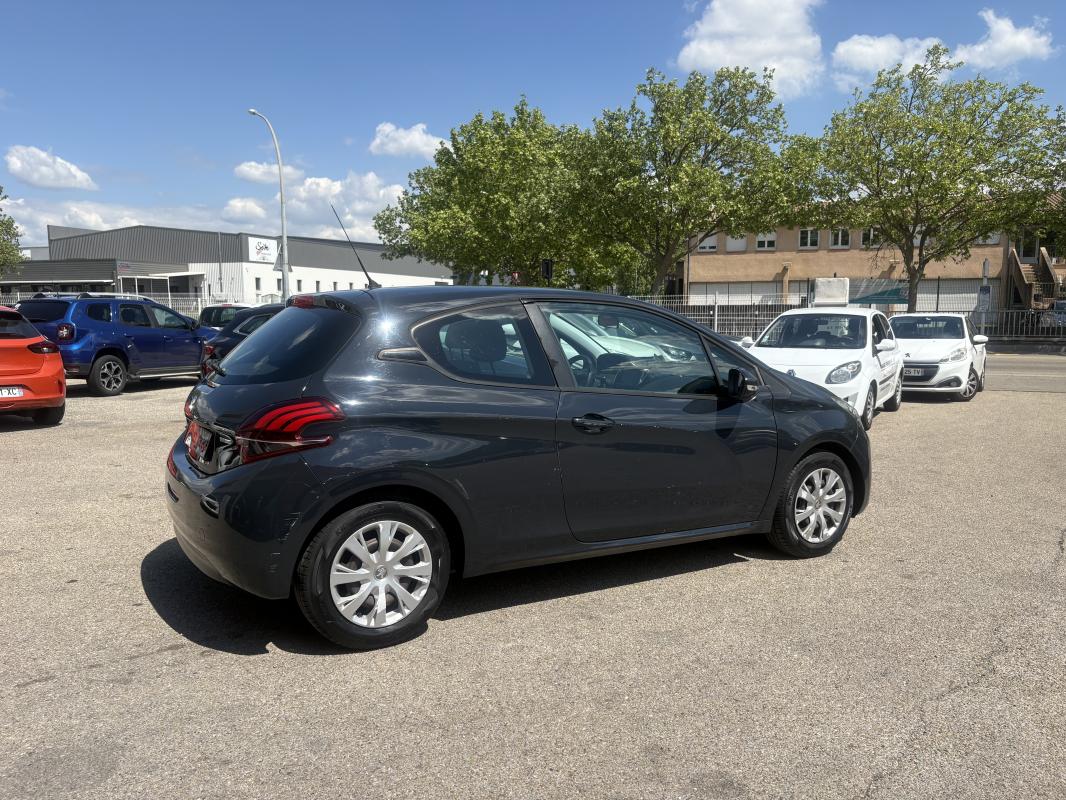Peugeot 208 VTI 82CV ACTIVE BVM5