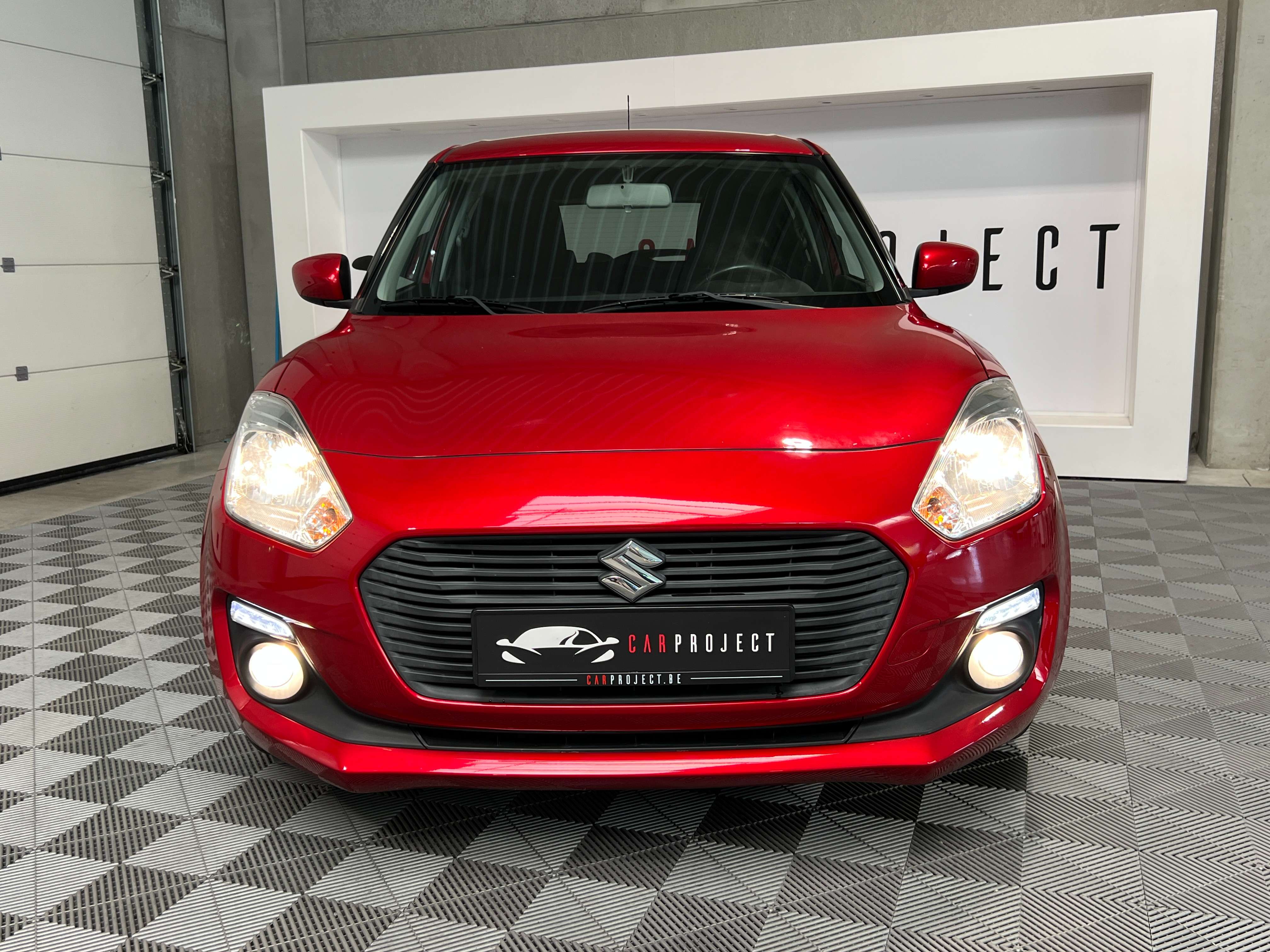 Suzuki Swift Swift 1.2 ESSENCE /CLIM/GPS/CAMERA DE RECULE/BLUETOOTH..