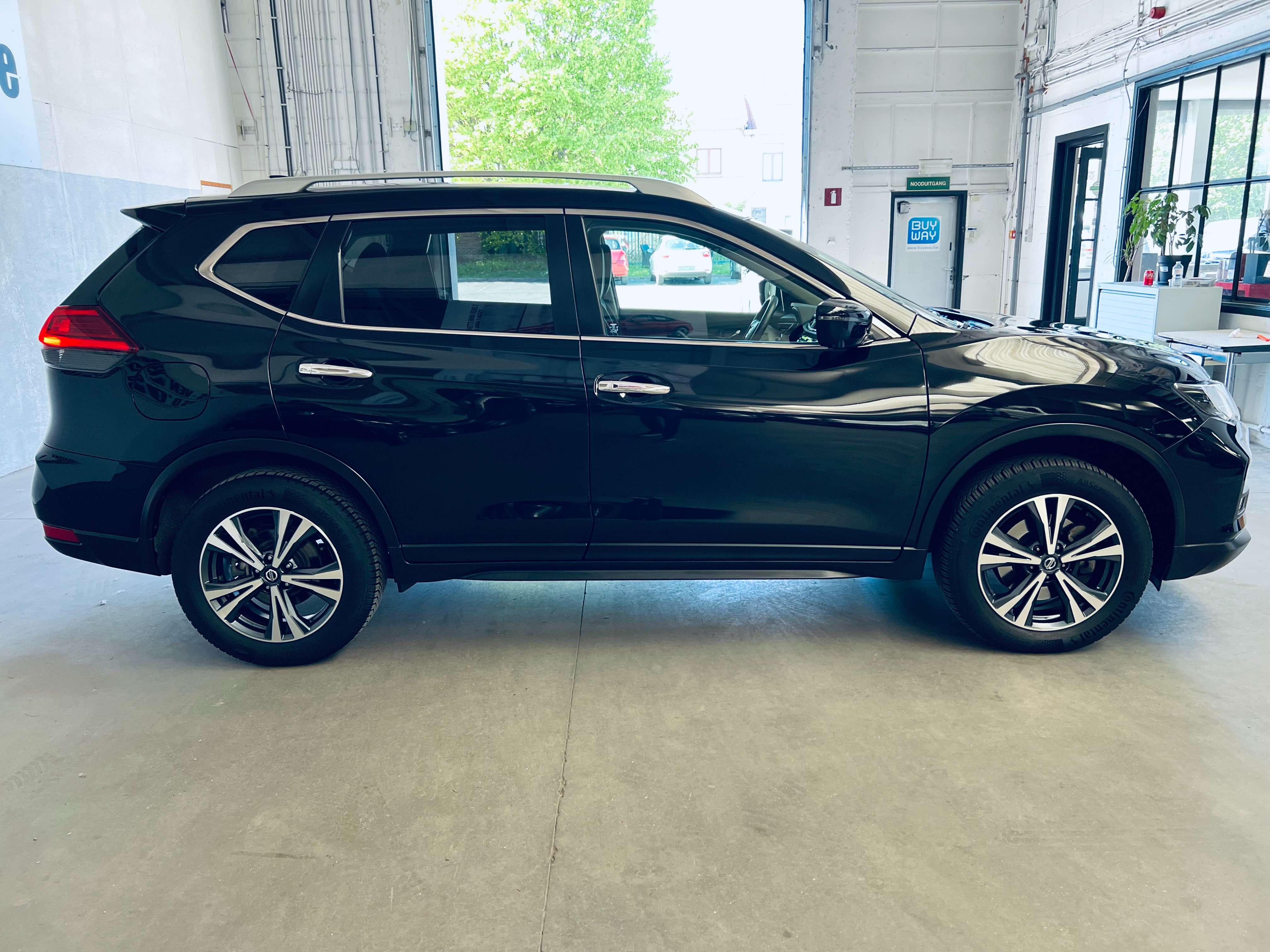 Nissan X-Trail 1.7 dCi 2WD Tekna Xtronic+NAVI+PANO+360°+CARNET+CARPASS