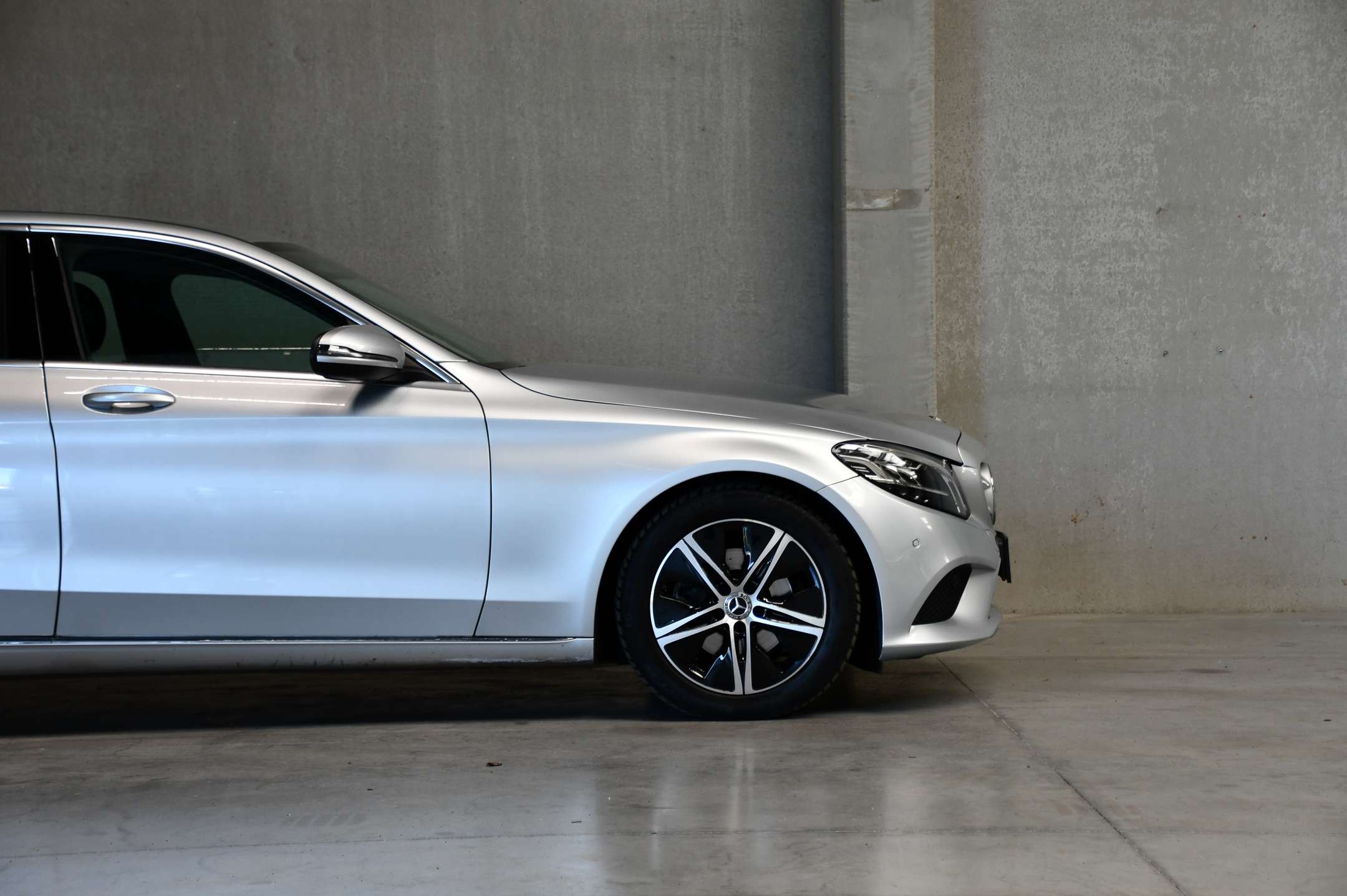 Mercedes-Benz C 200 Buisness l Carplay l Camera l Zetelverw. l Cruise
