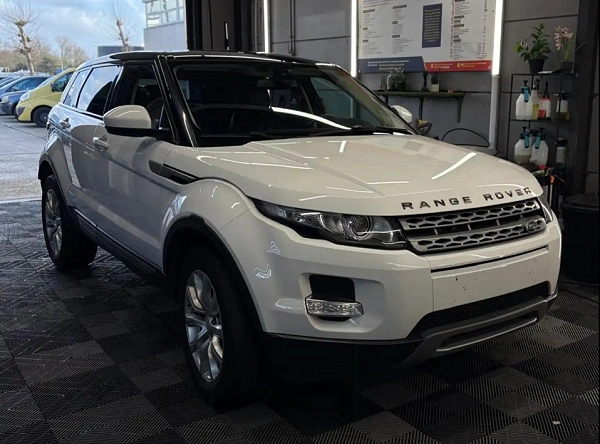 Land Rover Range Rover Evoque 2.2 TD4 AUTOMATIQUE bj. 2014 178000km Euro 5