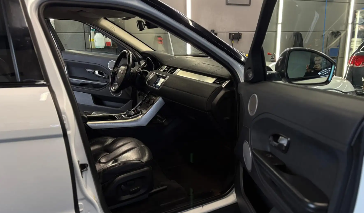 Land Rover Range Rover Evoque 2.2 TD4 AUTOMATIQUE bj. 2014 178000km Euro 5