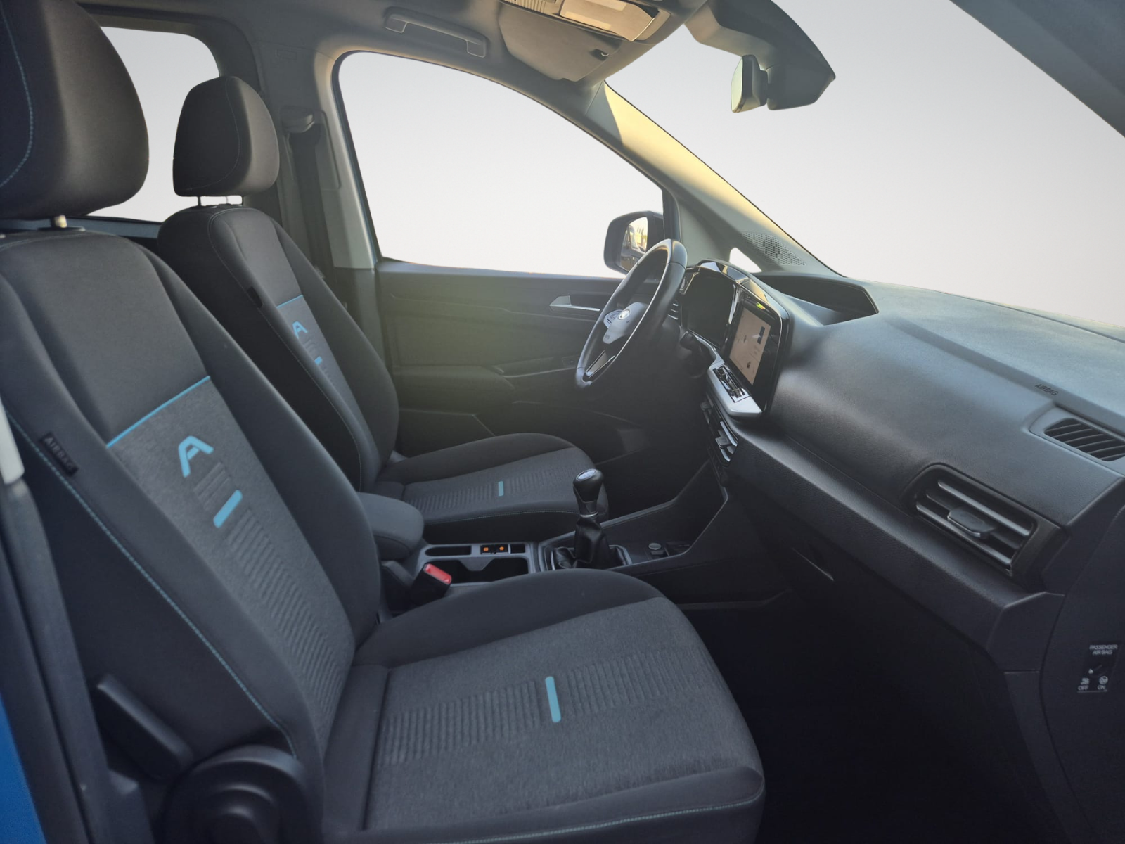Ford Tourneo Connect 1.5 EcoBoost Active 5pl. / Carplay / Camera / Navigation / Garantie 12 Mois