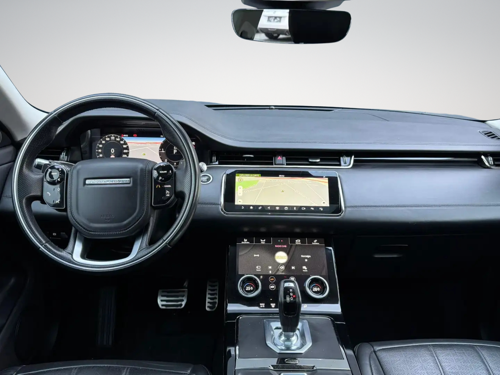Land Rover Range Rover Evoque 2.0 TD4 MHEV 4WD R-Dynamic/ NAVI/CAMERA/TOIT PANO