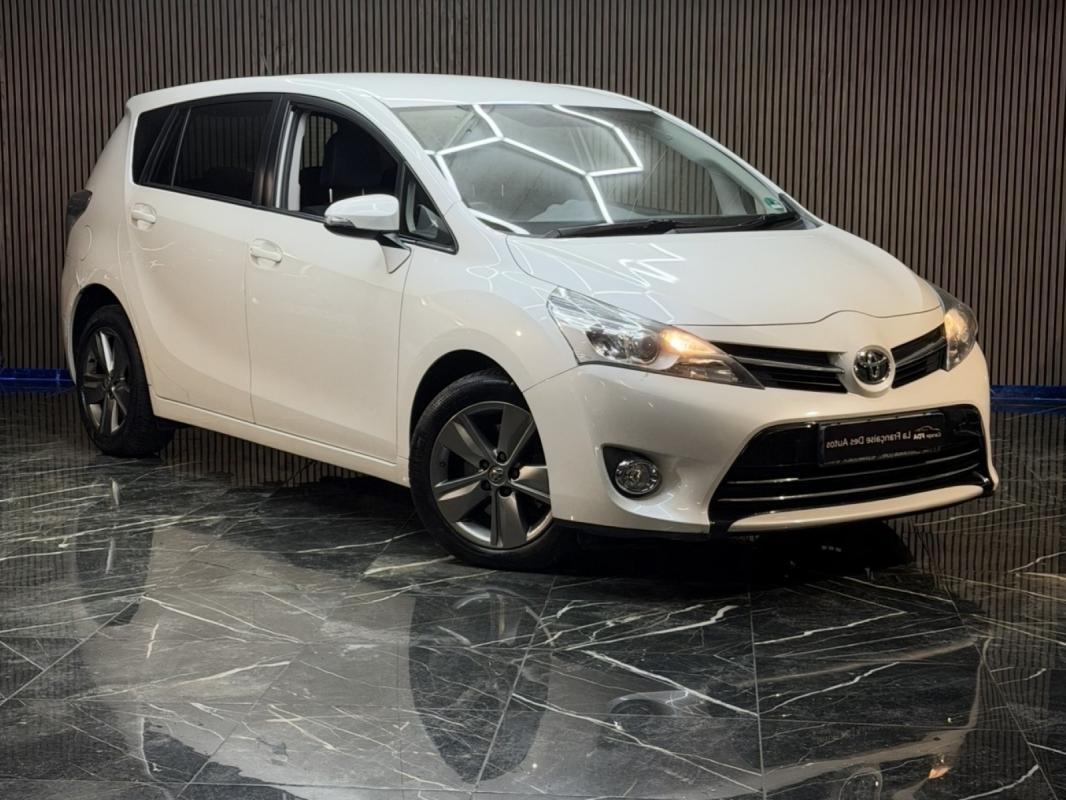 Toyota Verso 2.2 D-CAT DPF COMFORT 7PLACE