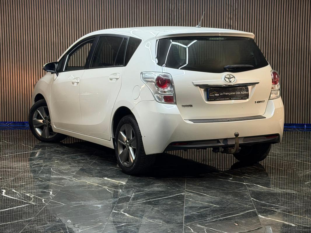 Toyota Verso 2.2 D-CAT DPF COMFORT 7PLACE