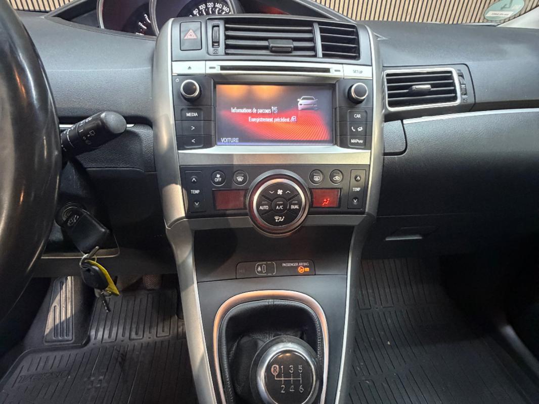 Toyota Verso 2.2 D-CAT DPF COMFORT 7PLACE