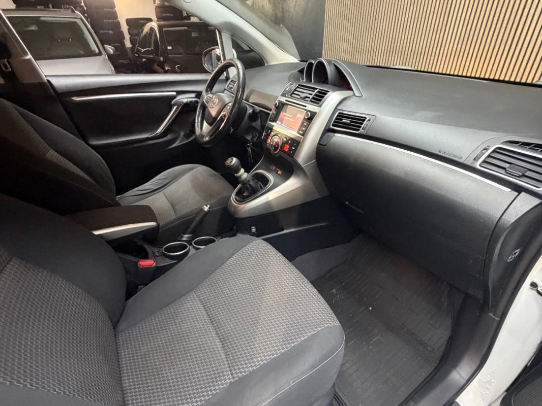 Toyota Verso 2.2 D-CAT DPF COMFORT 7PLACE