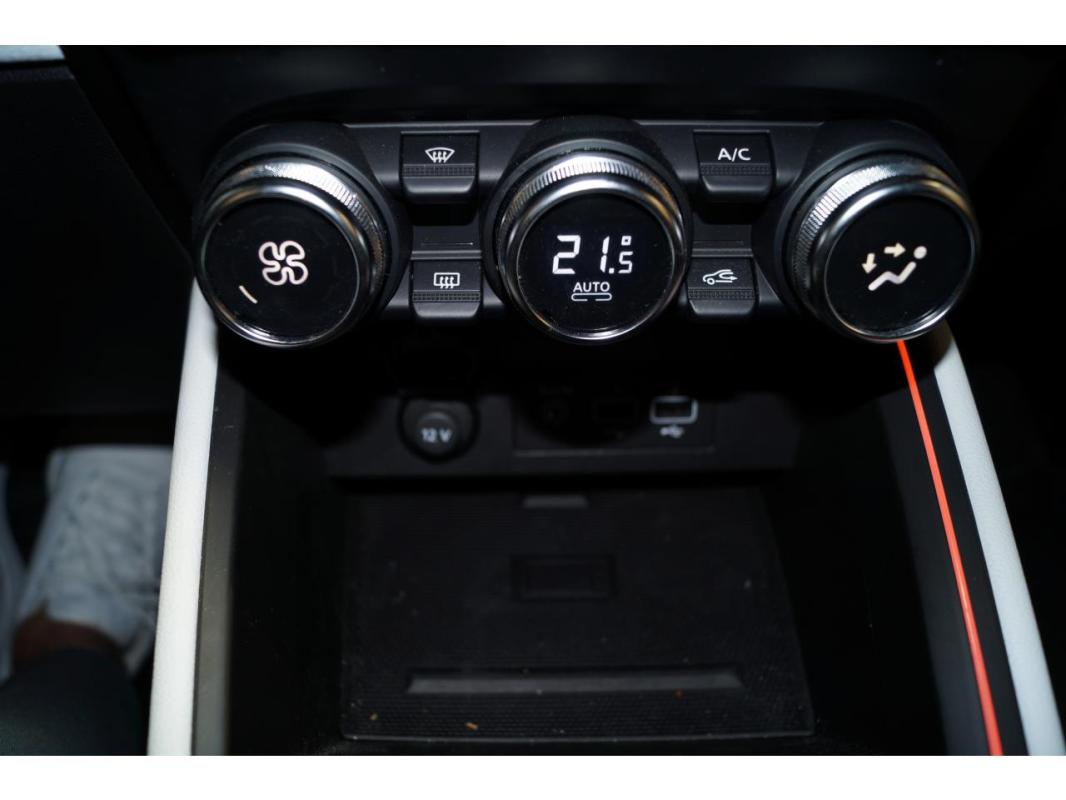 Renault Clio 1.0 Tce - 90 V BERLINE Techno PHASE 1