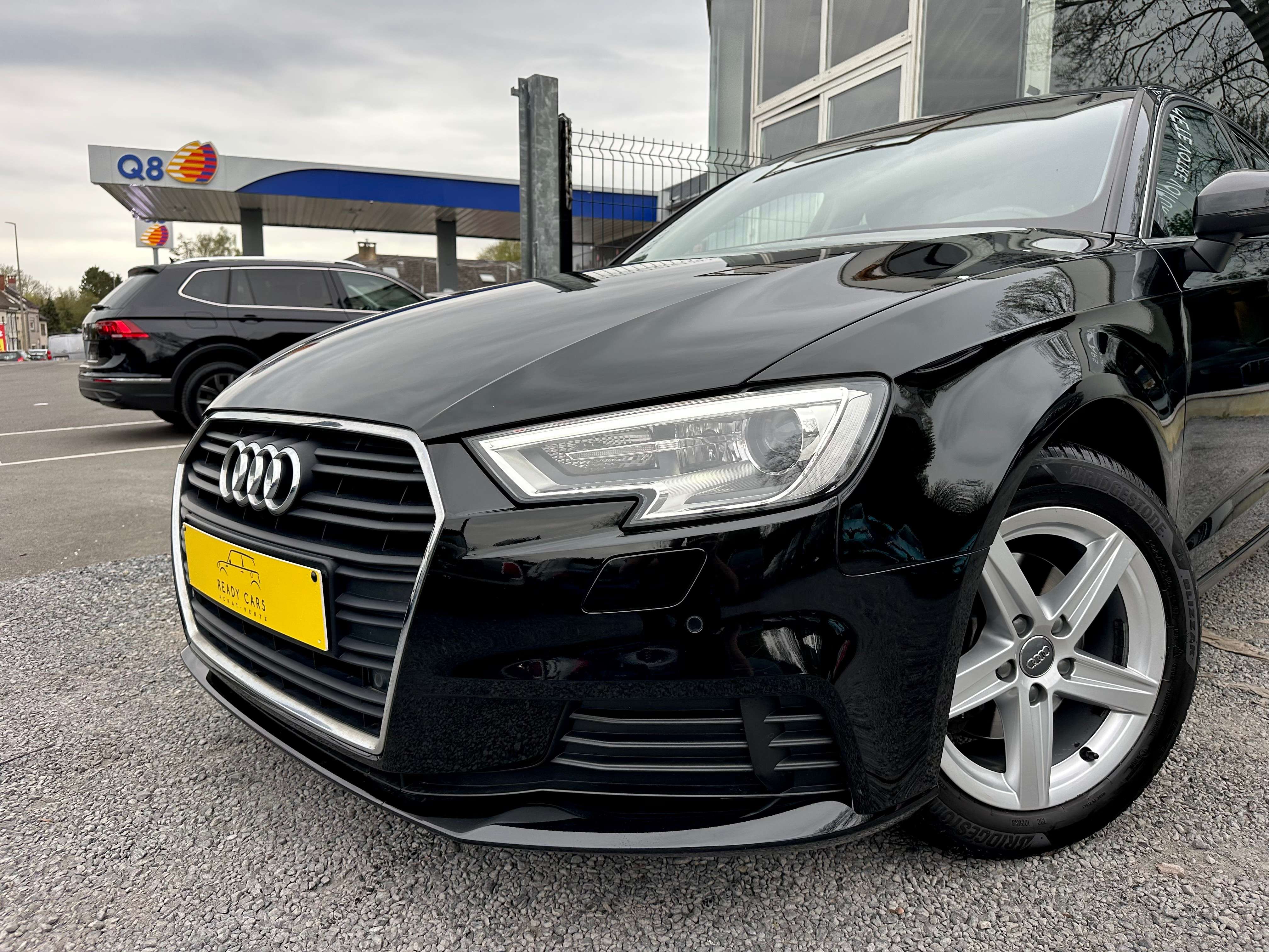 Audi A3 1.6*SPORTBACK*1ER PROP*CUIR*SIEGE CHAUFFANT*LED*NAVI*GARANTIE*