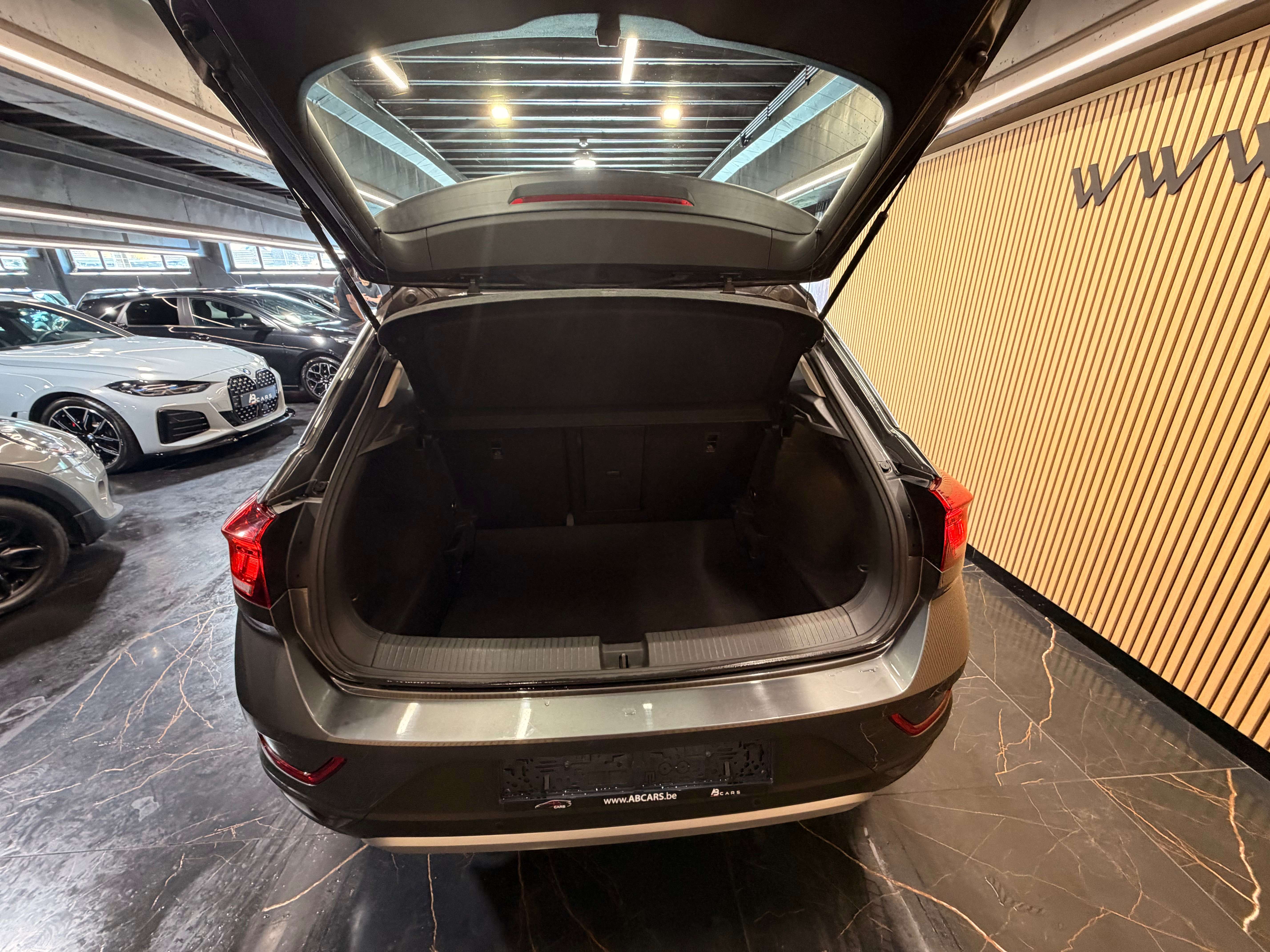 Volkswagen T-Roc 1.0 TSI * SPORT * GARANTIE 12 MOIS * 1ER PROPRIETAIRE *