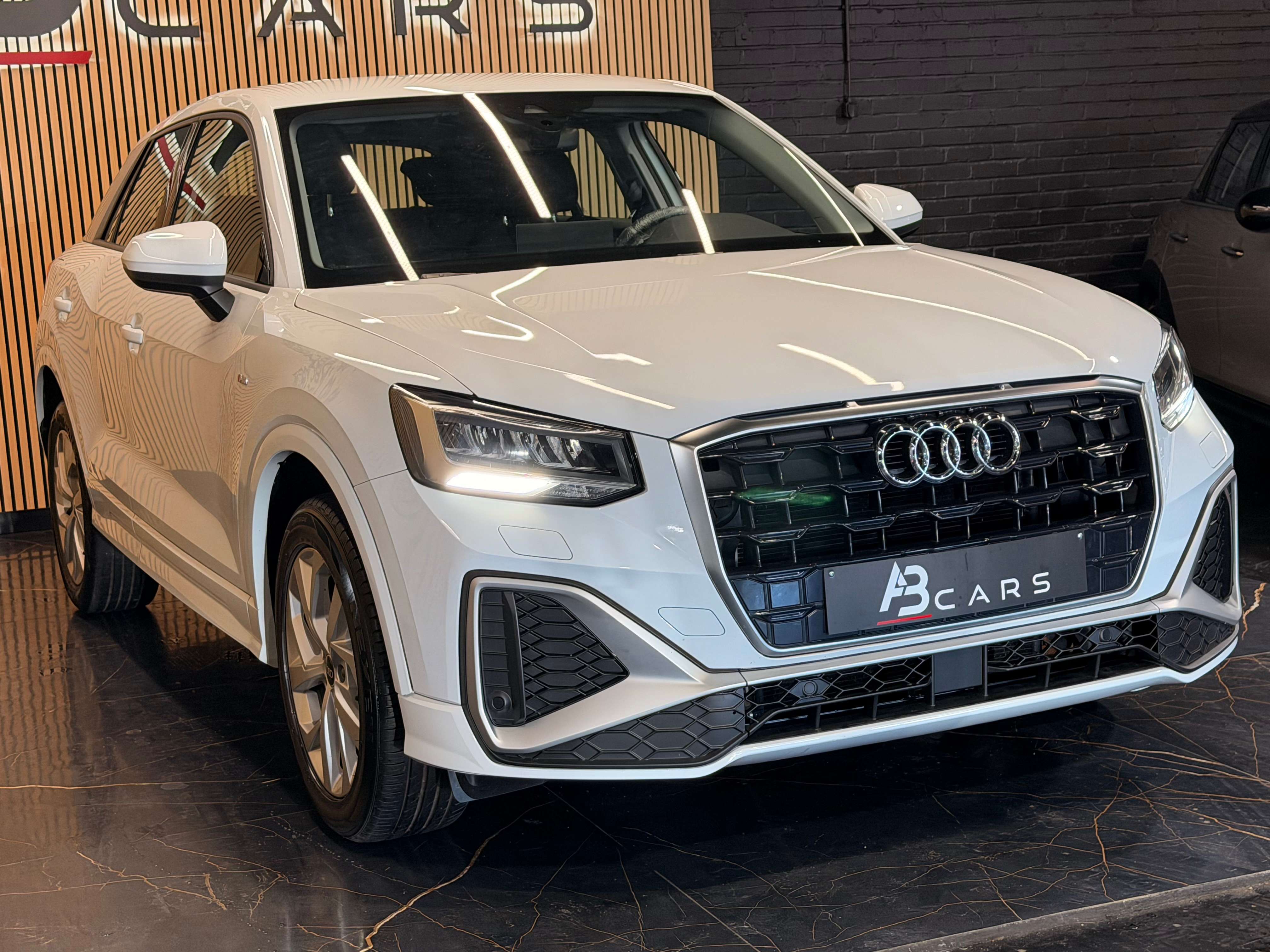 Audi Q2 30 TFSI S line * GARANTIE 12 MOIS * 1ER PROPRIETAIRE *