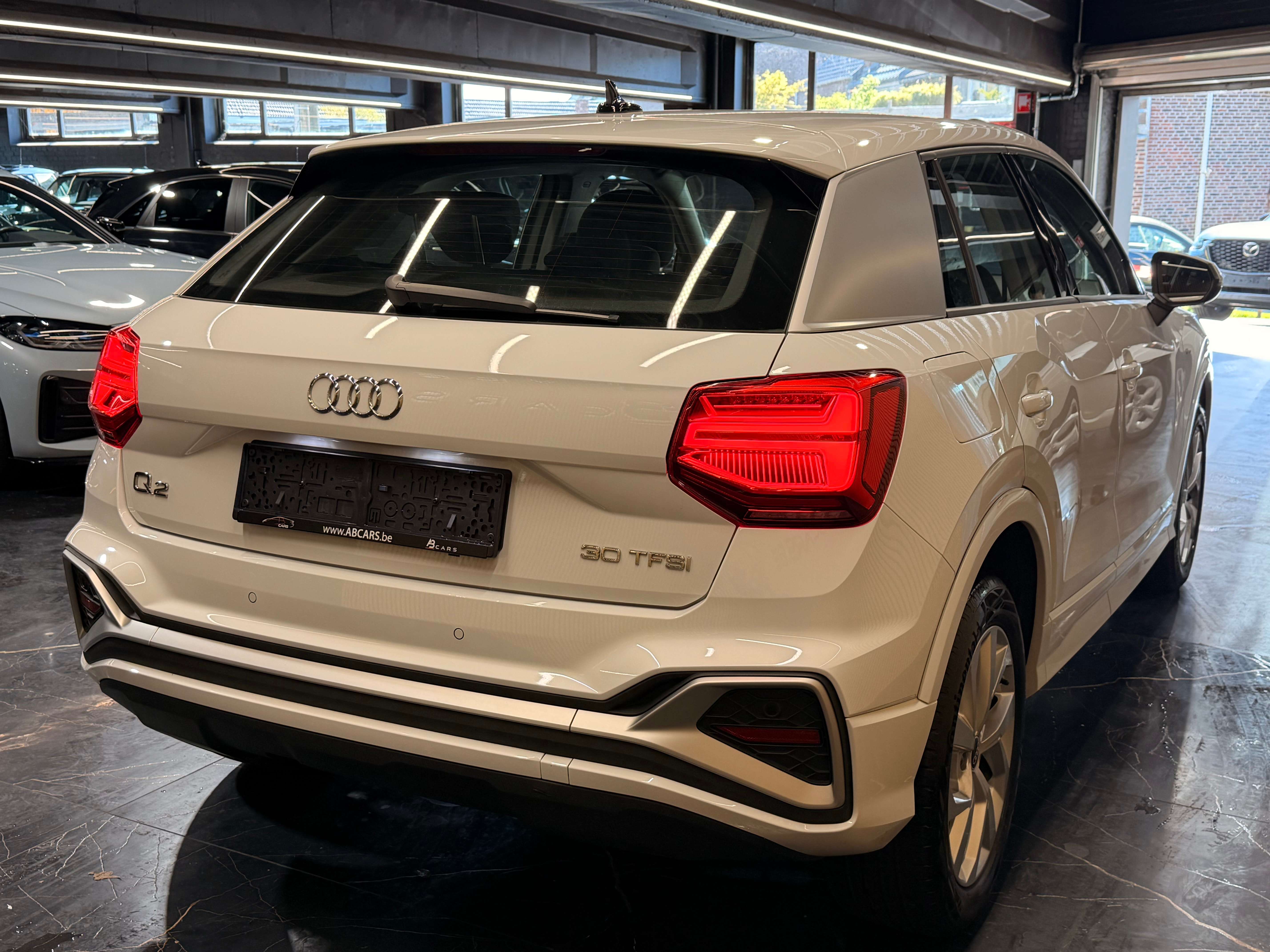 Audi Q2 30 TFSI S line * GARANTIE 12 MOIS * 1ER PROPRIETAIRE *