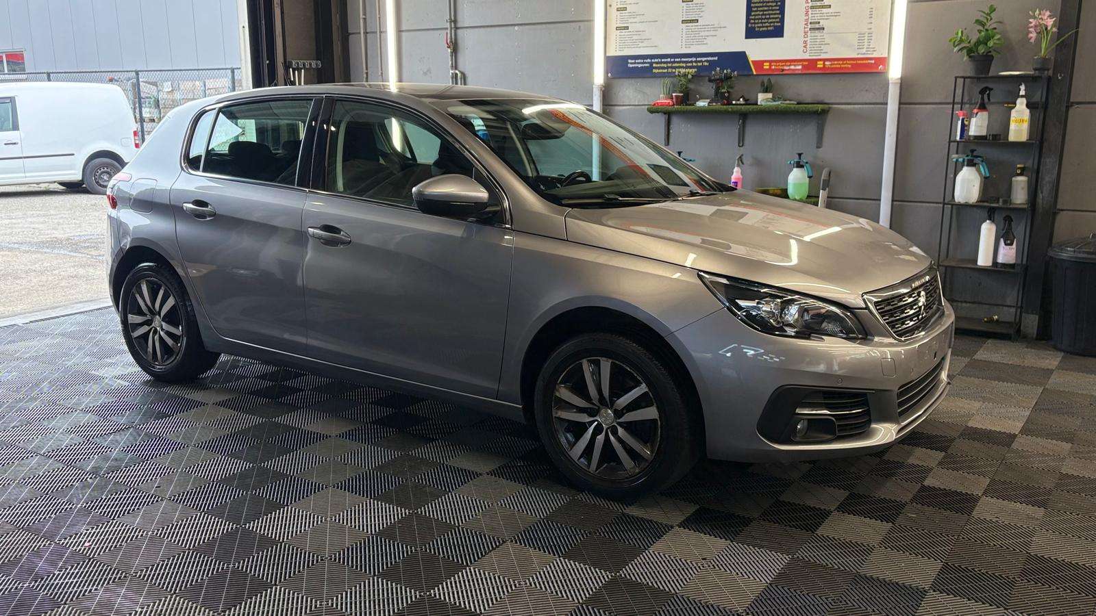 Peugeot 308 1.2I/2018/AUTOMATIQUE 140.000KM