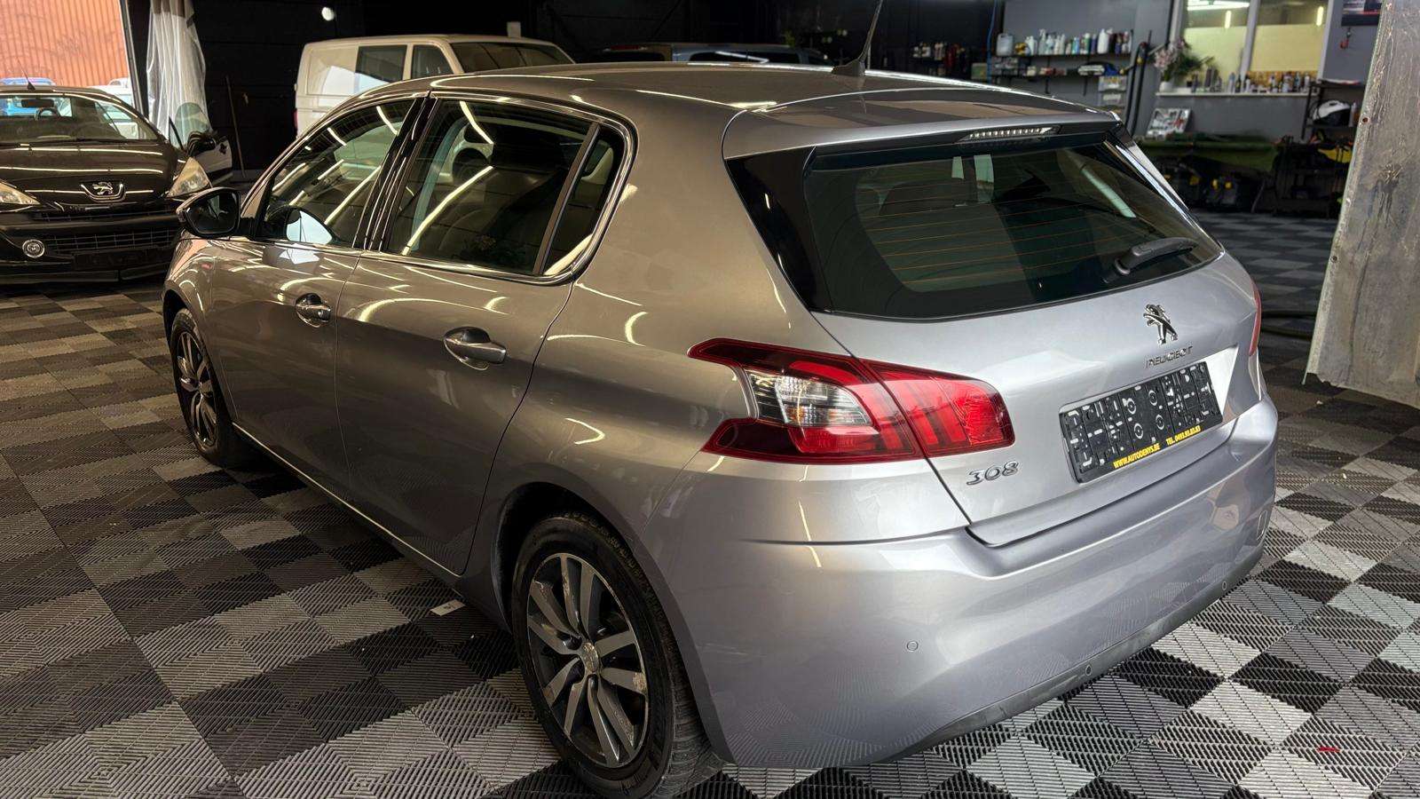 Peugeot 308 1.2I/2018/AUTOMATIQUE 140.000KM