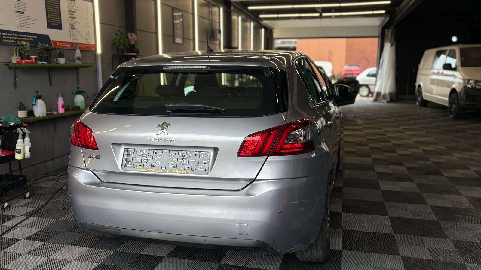 Peugeot 308 1.2I/2018/AUTOMATIQUE 140.000KM