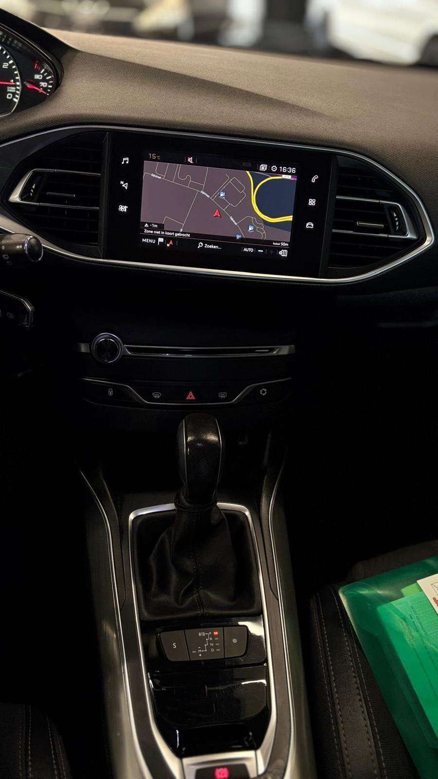 Peugeot 308 1.2I/2018/AUTOMATIQUE 140.000KM