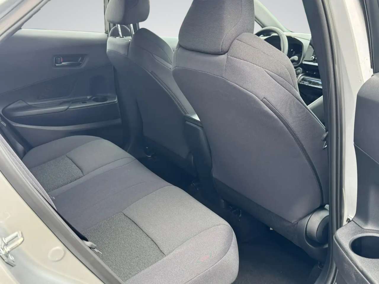 Toyota C-HR 1.8 Hybrid ACTIVE//VEHICULE NEUF//GARANTIE