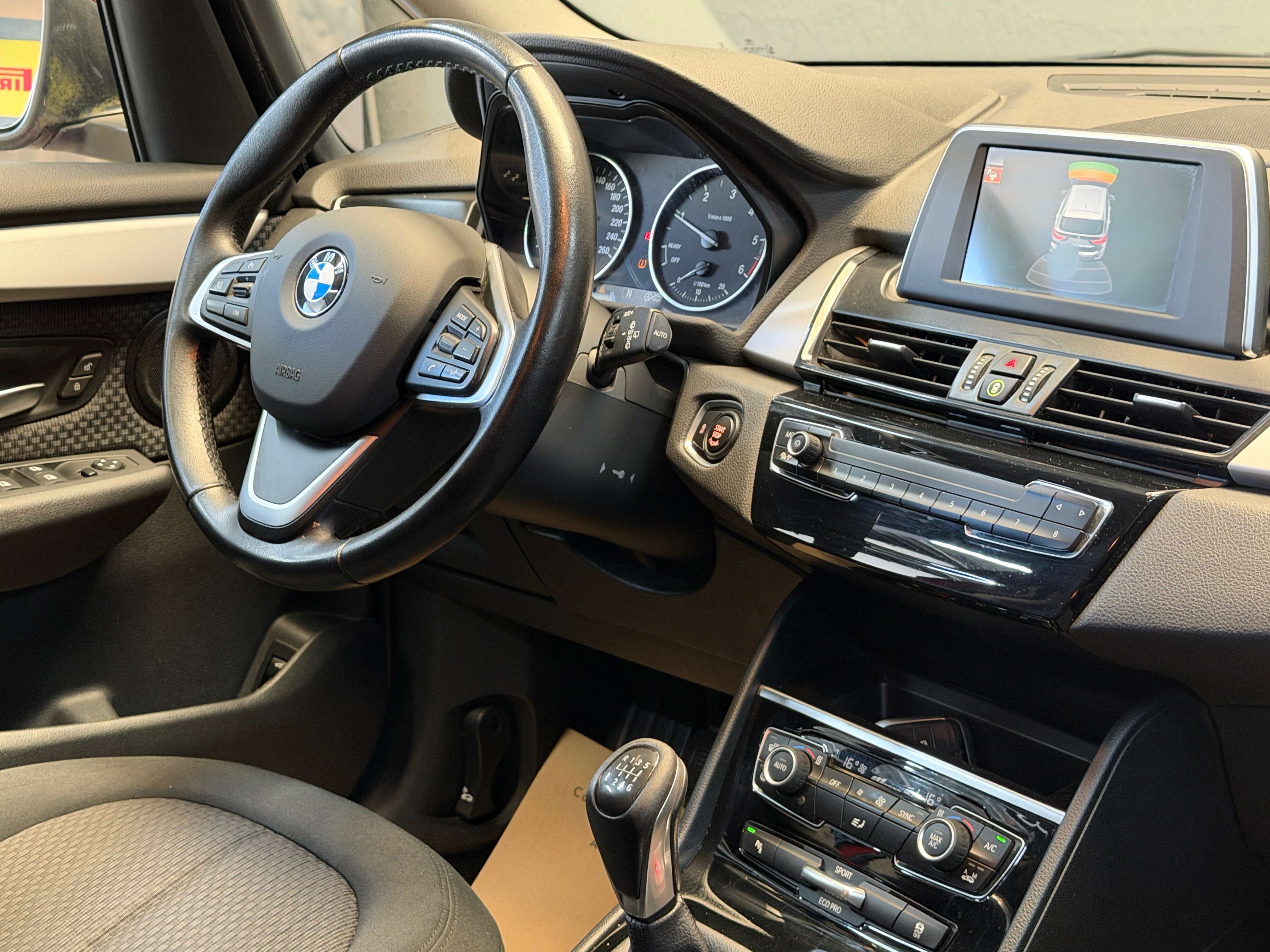 BMW 216 °GRAND-TOURER°GPS°PDC°ACC