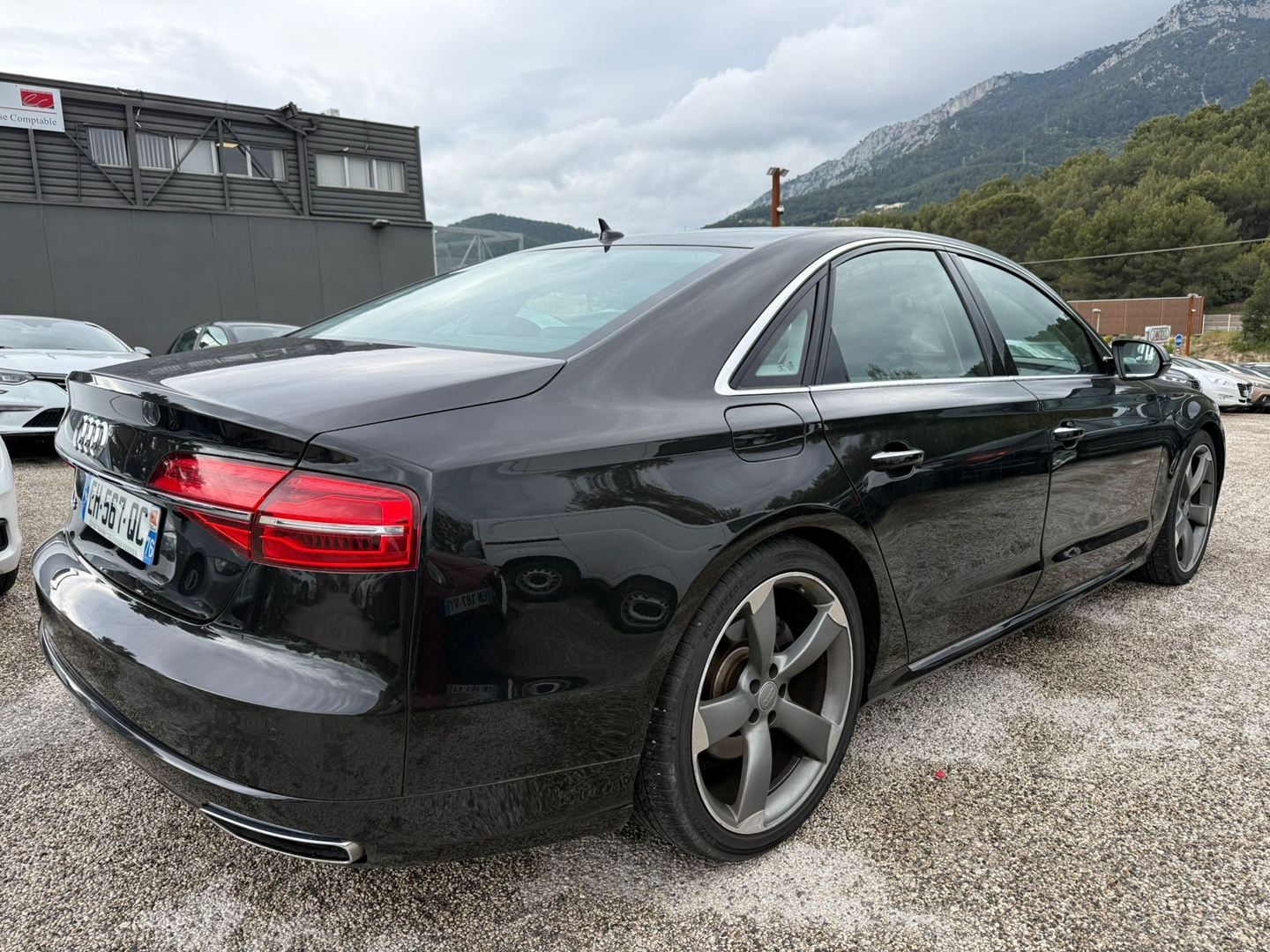 Audi A8 3.0 V6 TDI 262CH CLEAN DIESEL AVUS QUATTRO TIPTRONIC