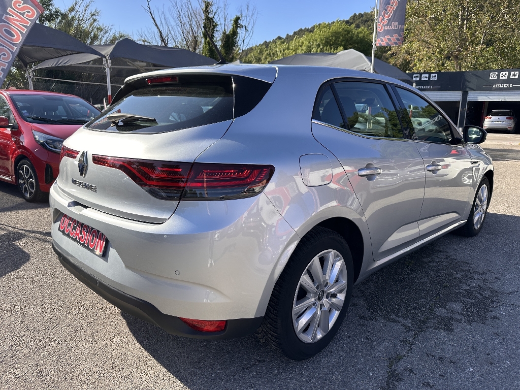 Renault Megane IV Blue dCi 115 EDC BVA GPS