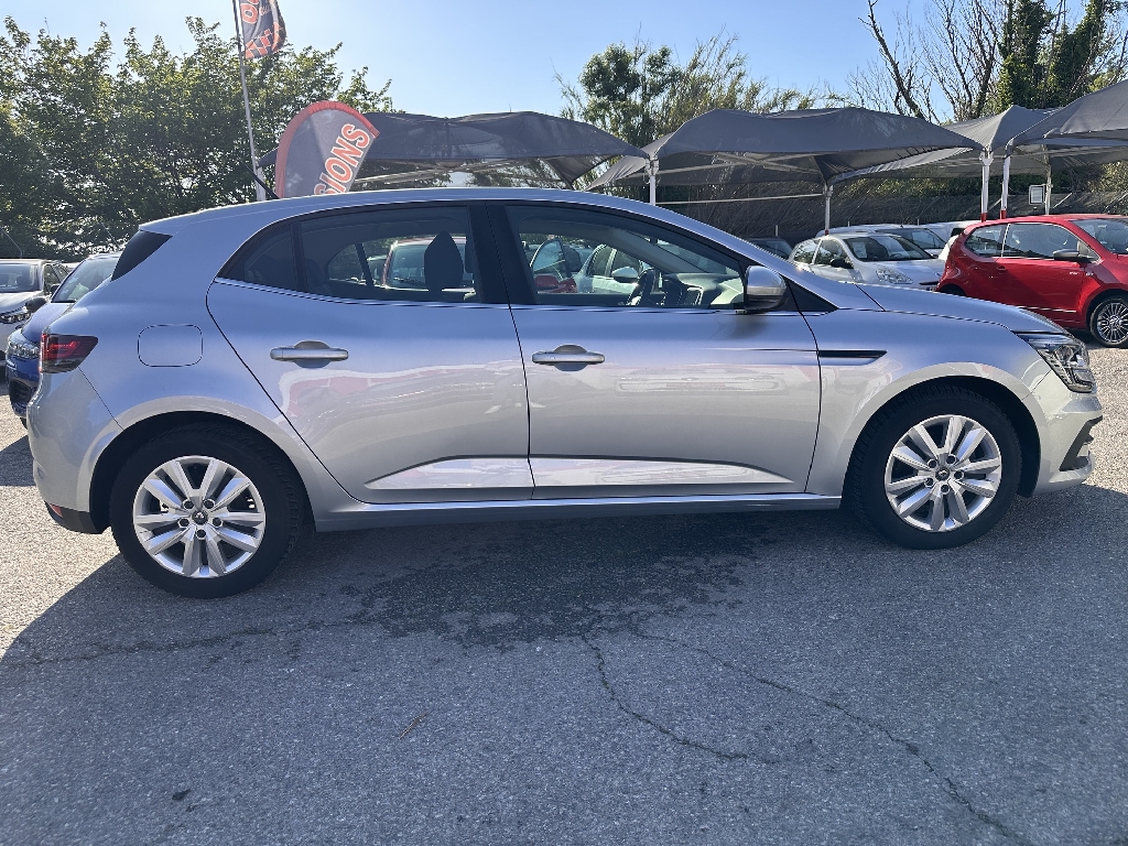 Renault Megane IV Blue dCi 115 EDC BVA GPS
