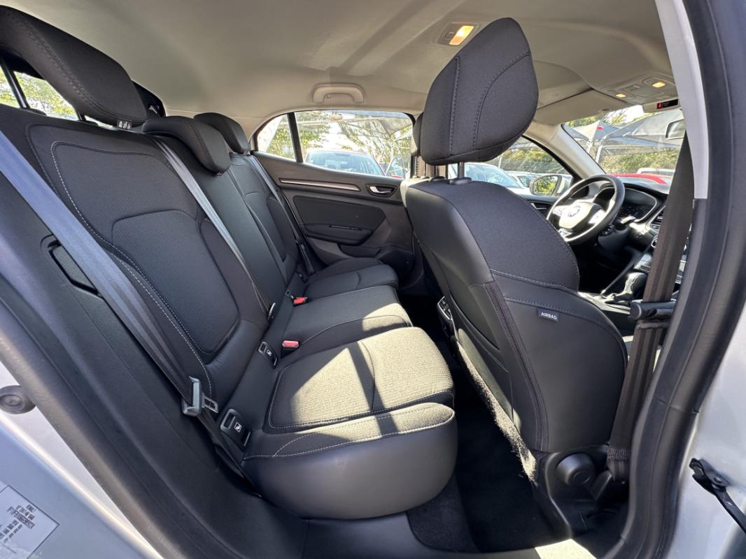 Renault Megane IV Blue dCi 115 EDC BVA GPS