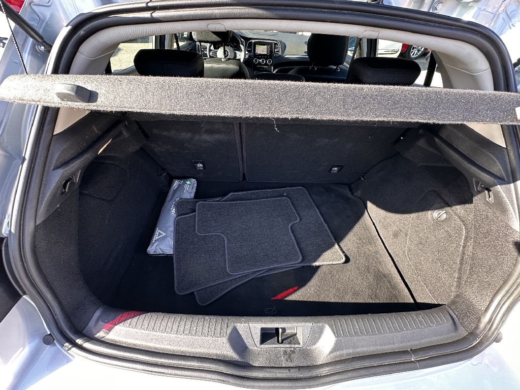 Renault Megane IV Blue dCi 115 EDC BVA GPS