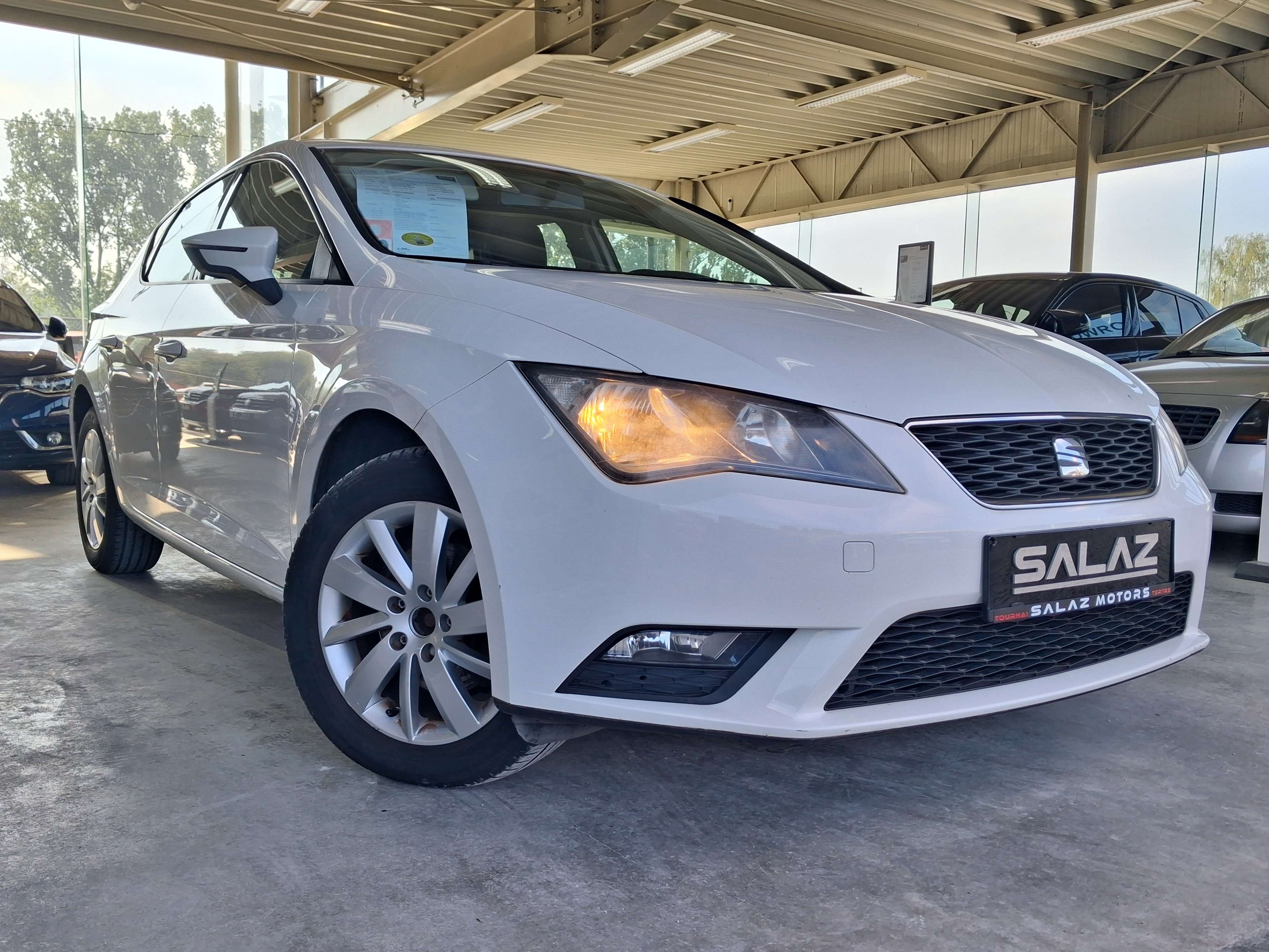 SEAT Leon Leon 1.6 CR TDi ROYALE EDITION/1 ER PROP/CARNET/FULL CARNET